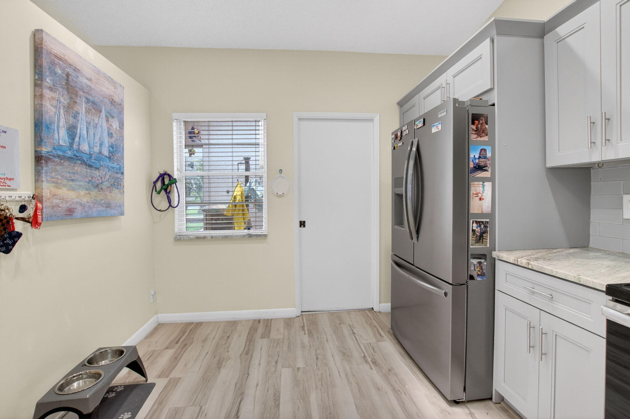 HUNTINGTON POINTE - Residential