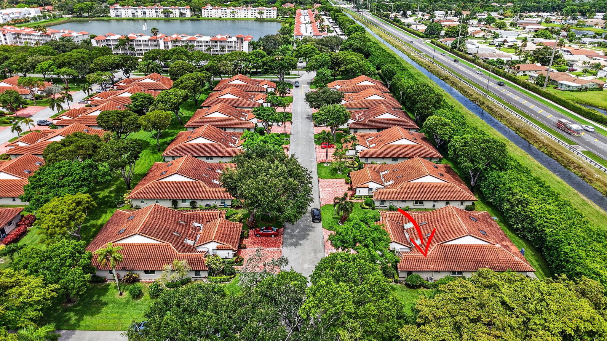 HUNTINGTON POINTE - Residential