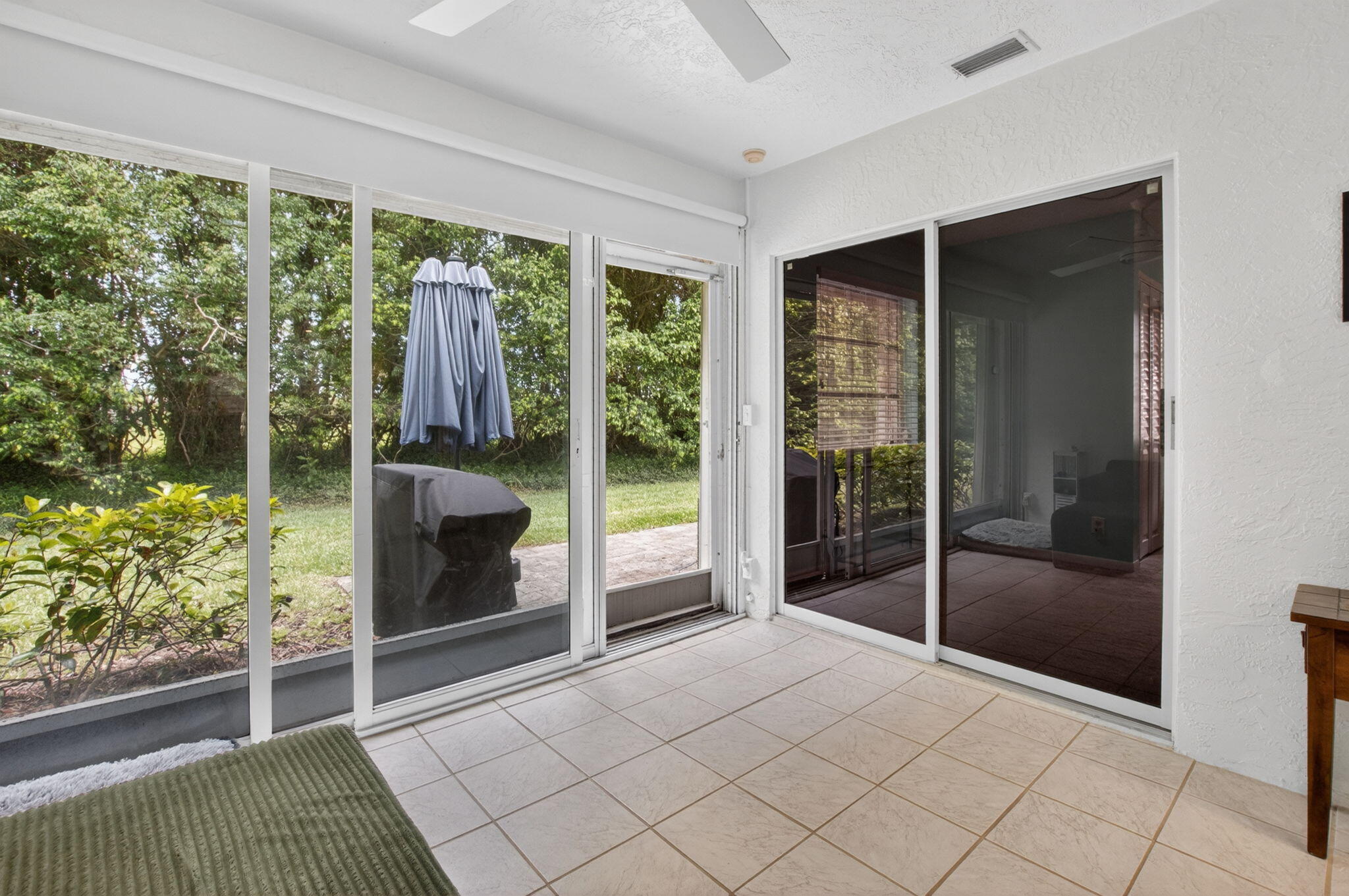 HUNTINGTON POINTE - Residential