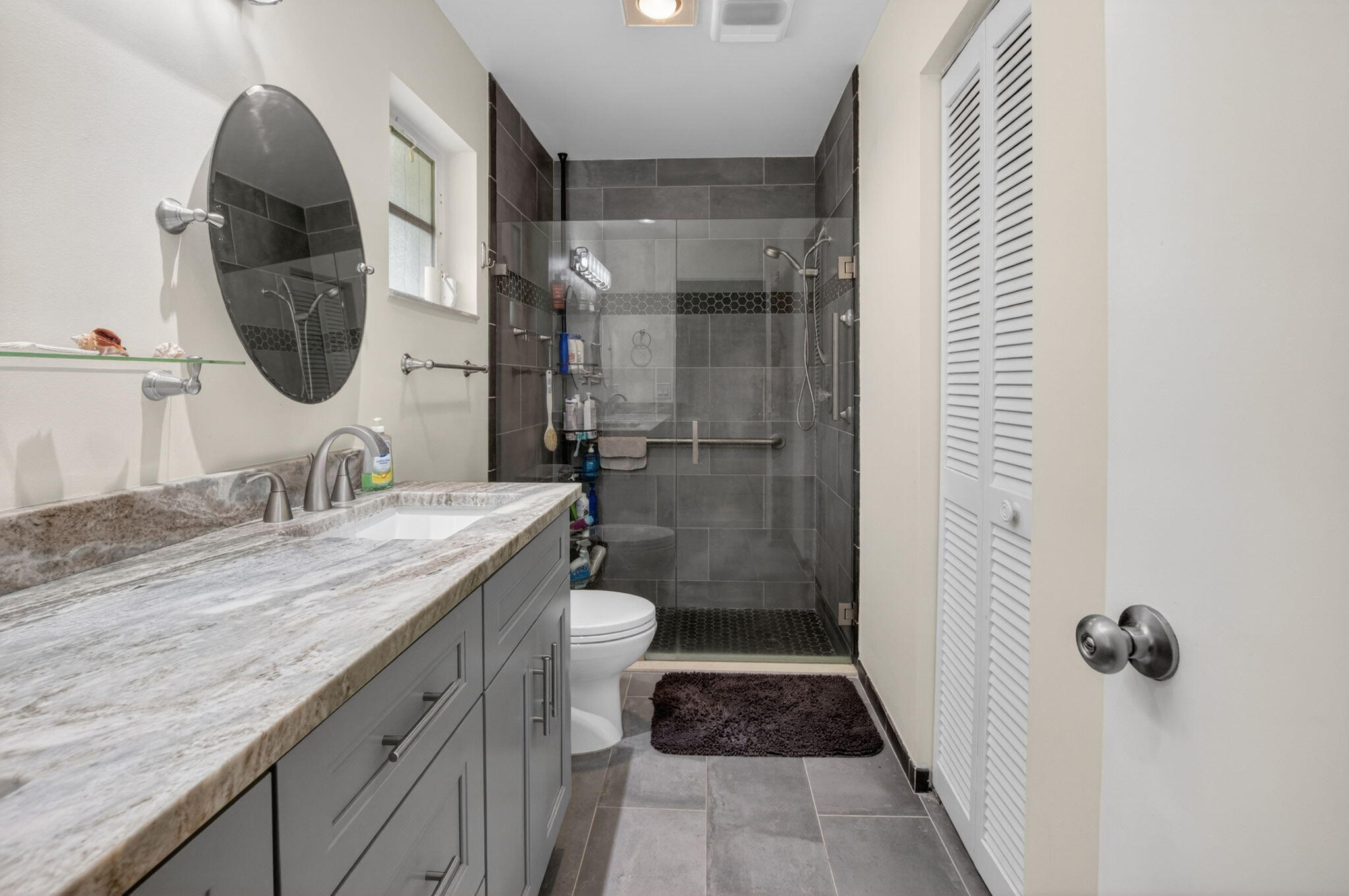 HUNTINGTON POINTE - Residential