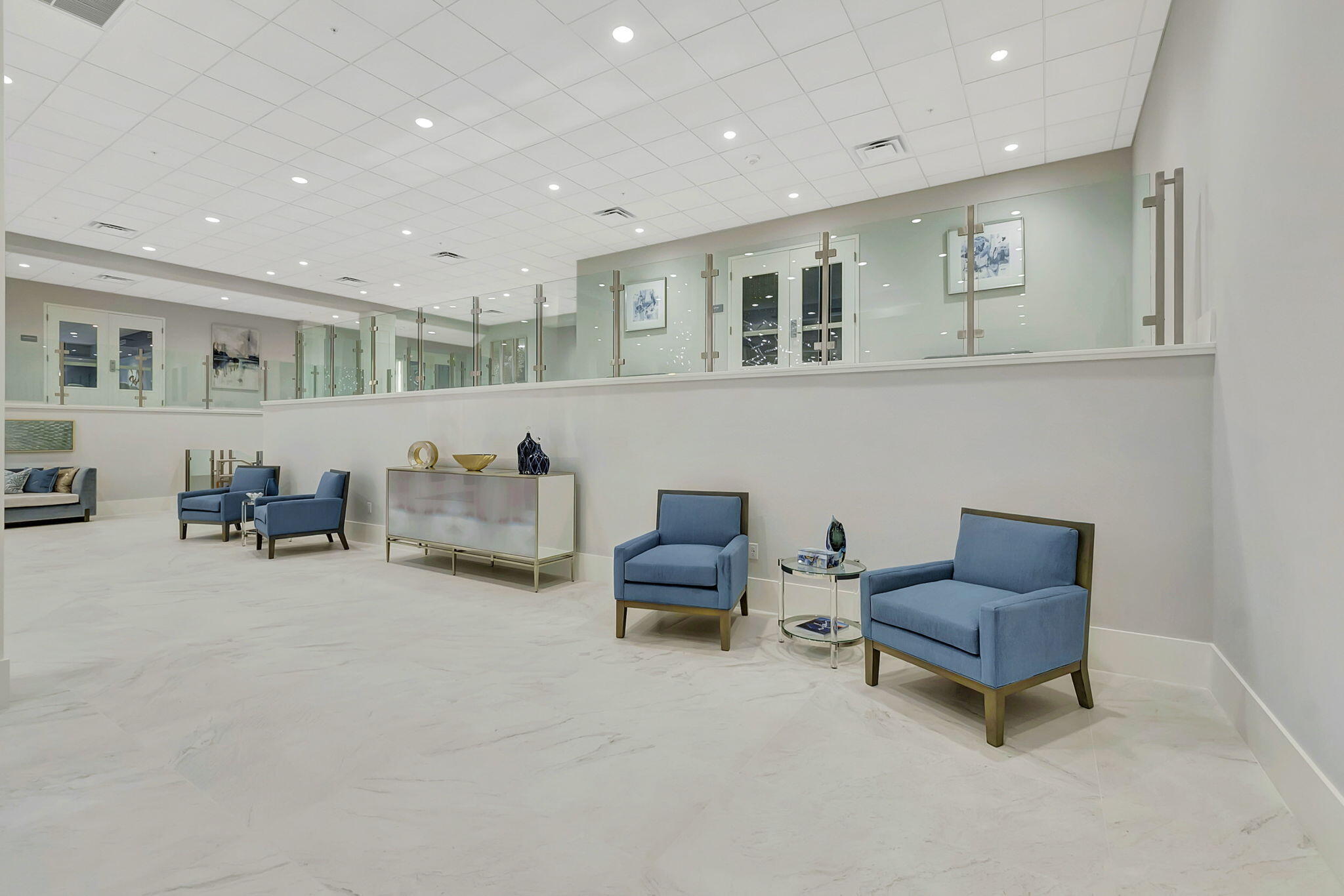 HUNTINGTON POINTE - Residential