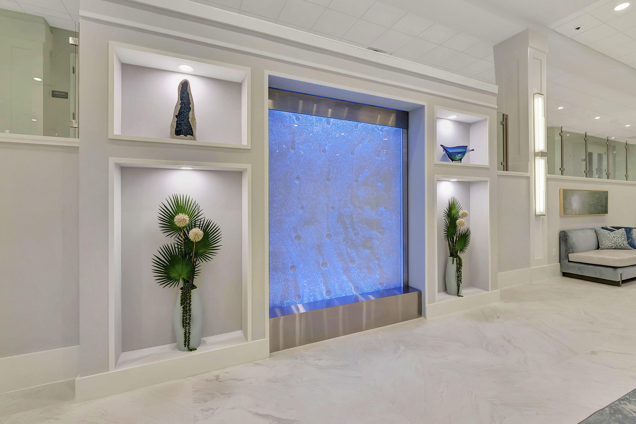 HUNTINGTON POINTE - Residential