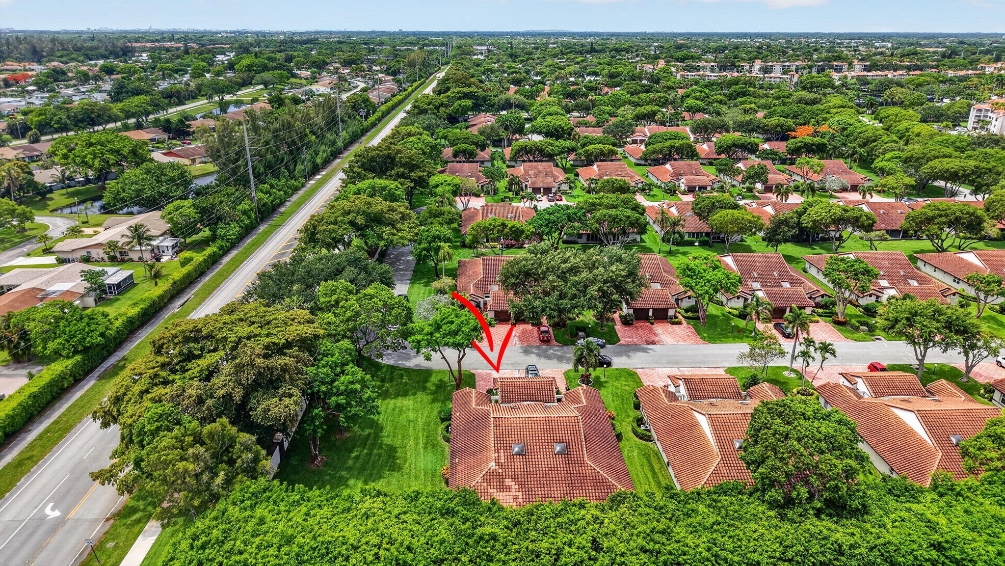 HUNTINGTON POINTE - Residential
