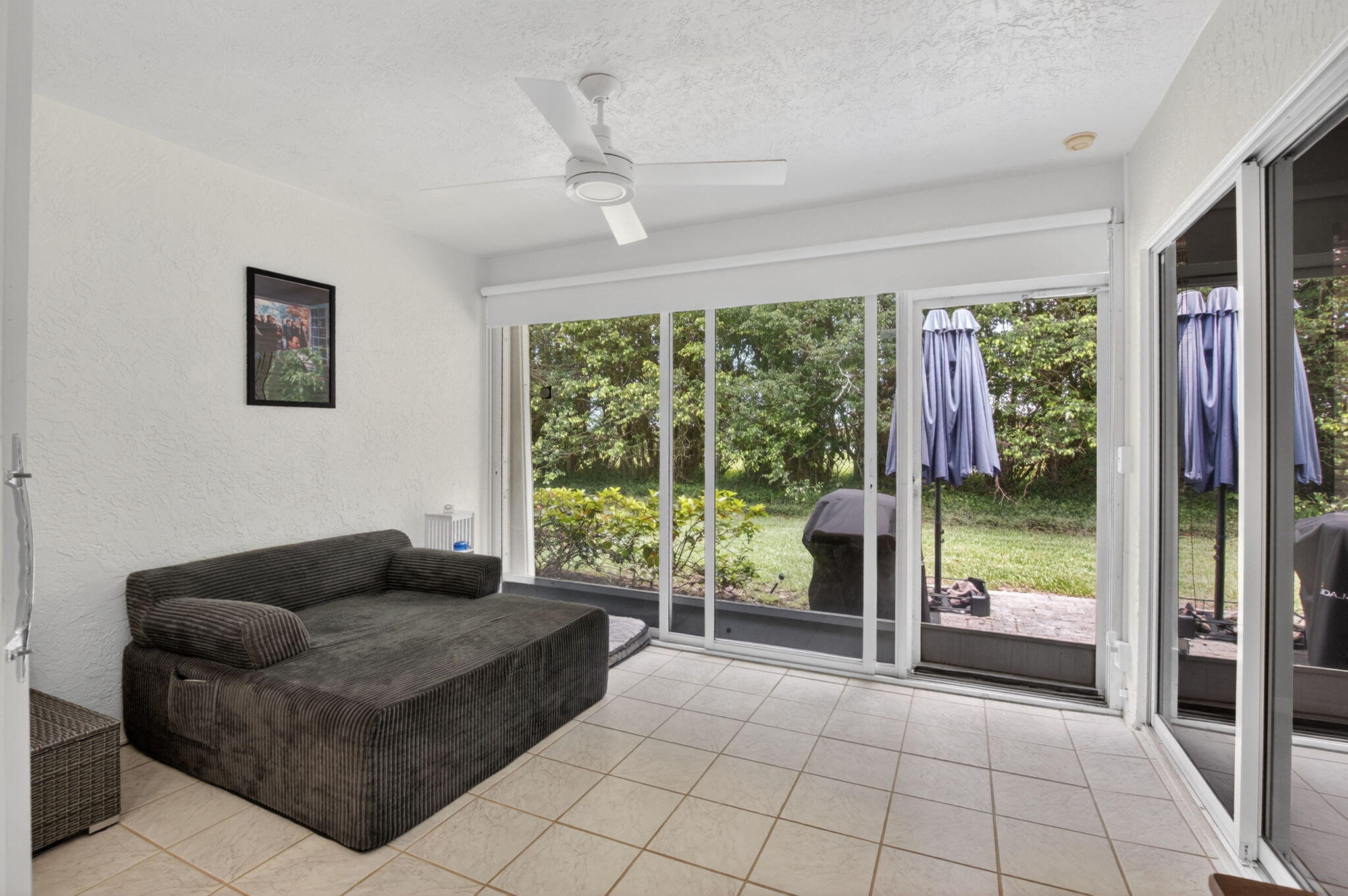HUNTINGTON POINTE - Residential