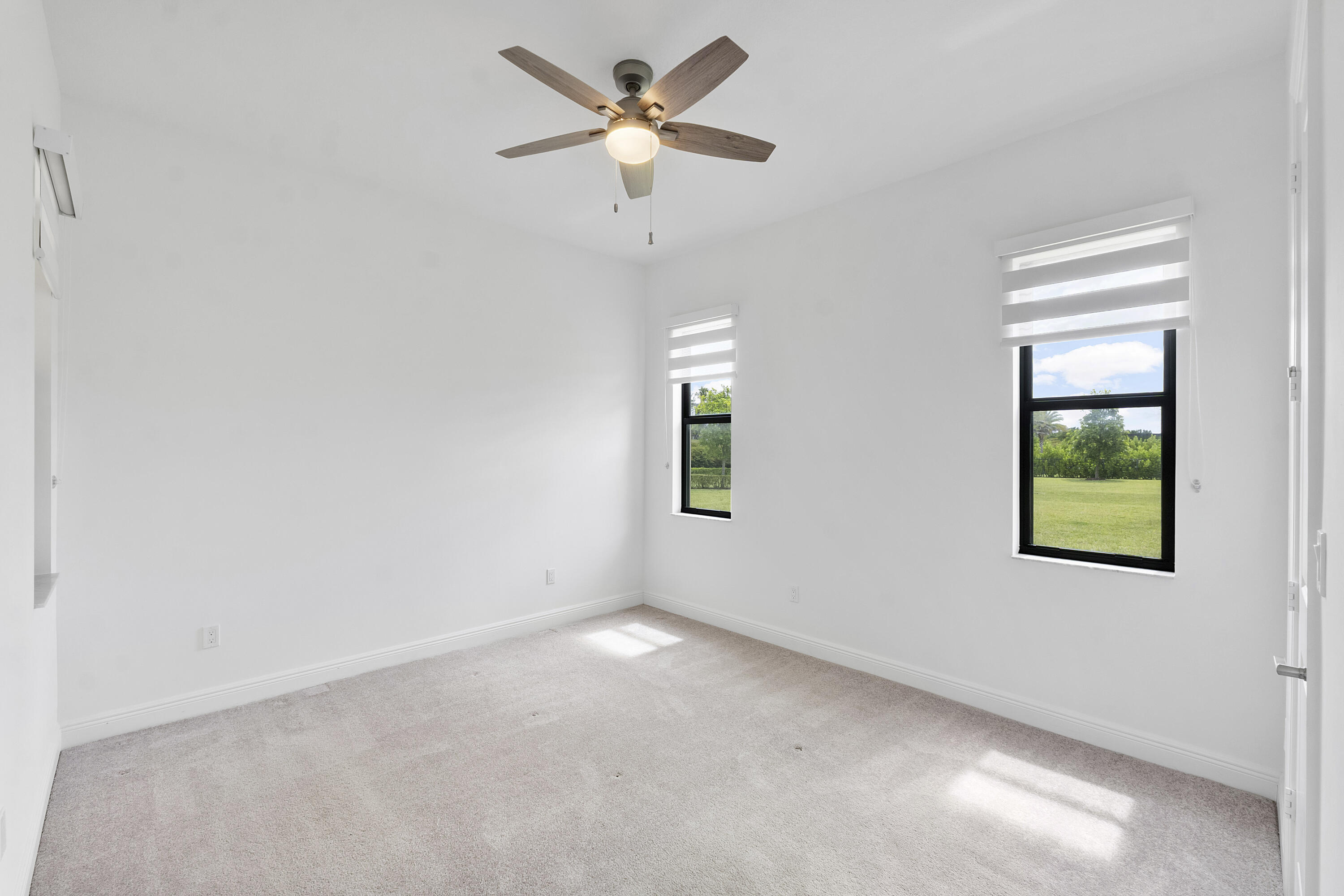 PARKLAND BAY - Residential