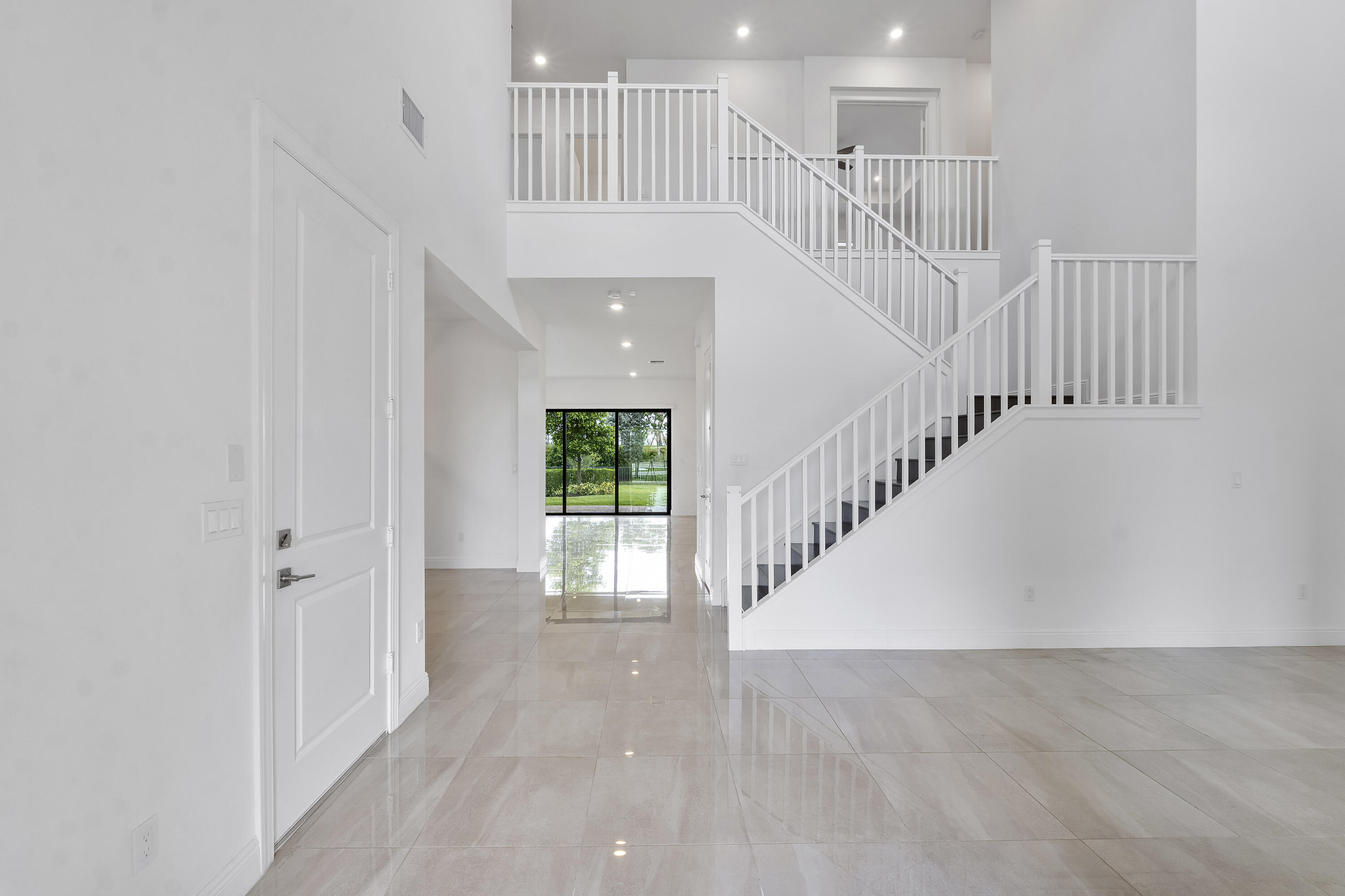 PARKLAND BAY - Residential
