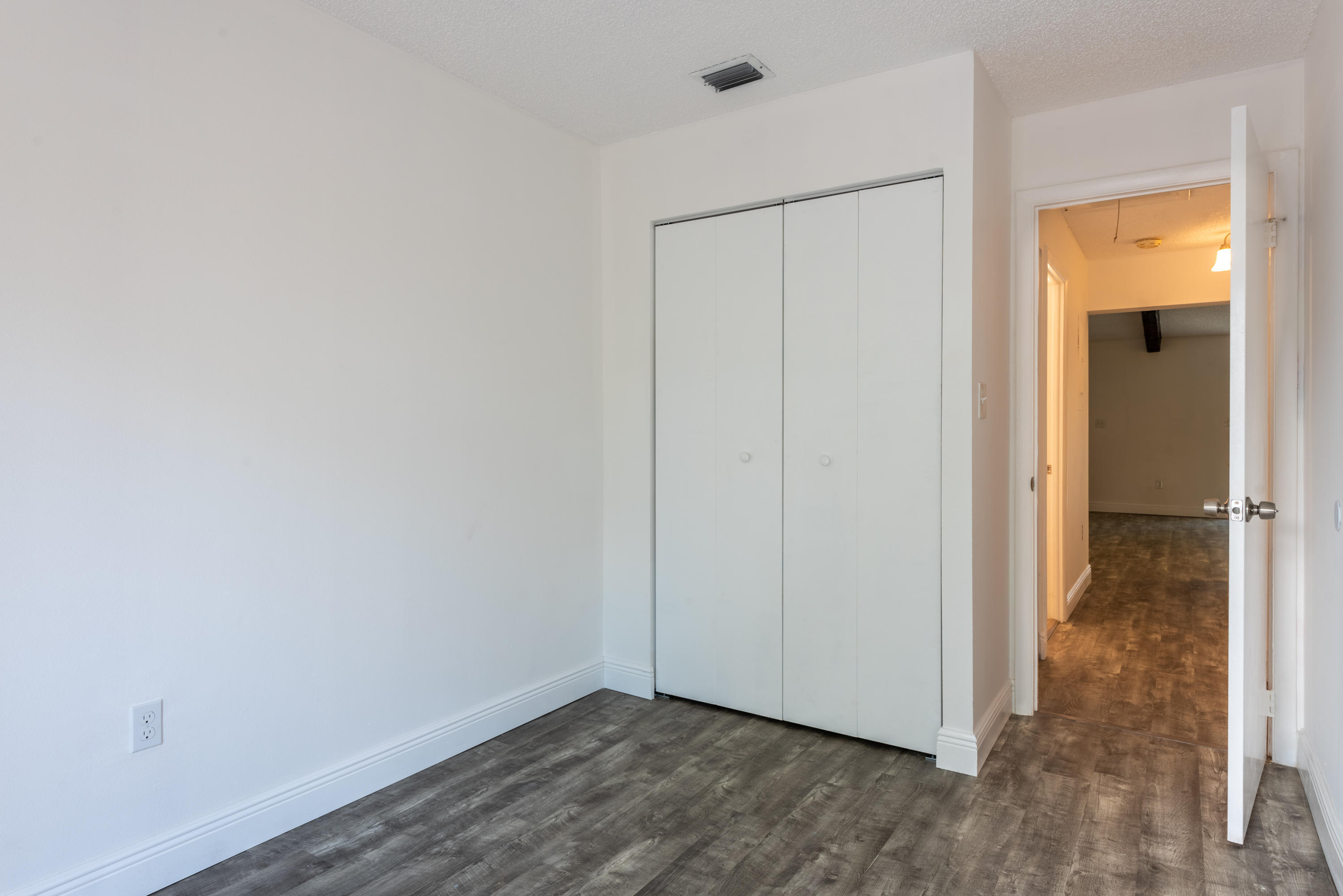 VILLA DEL TRIO - Residential Lease