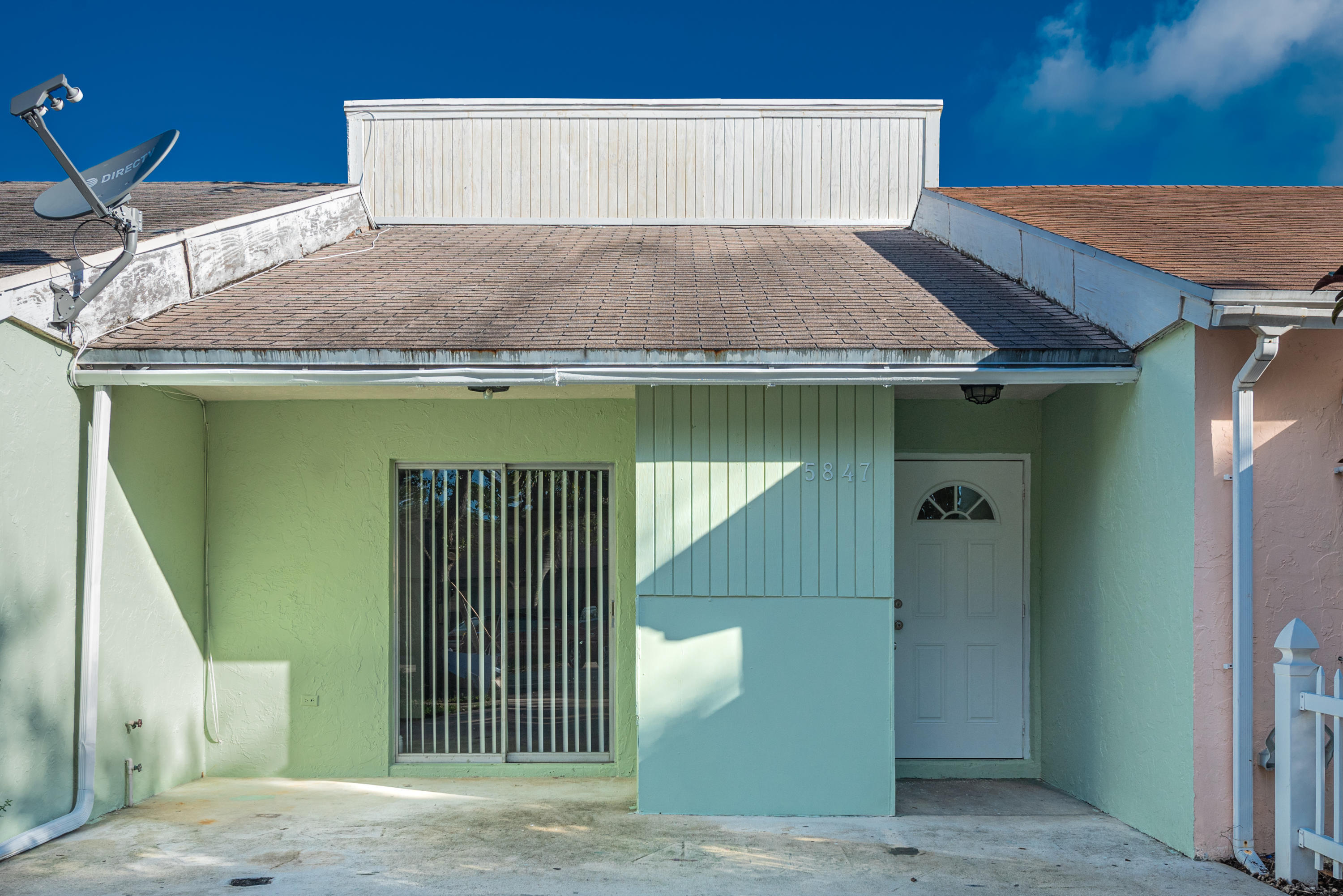 VILLA DEL TRIO - Residential Lease