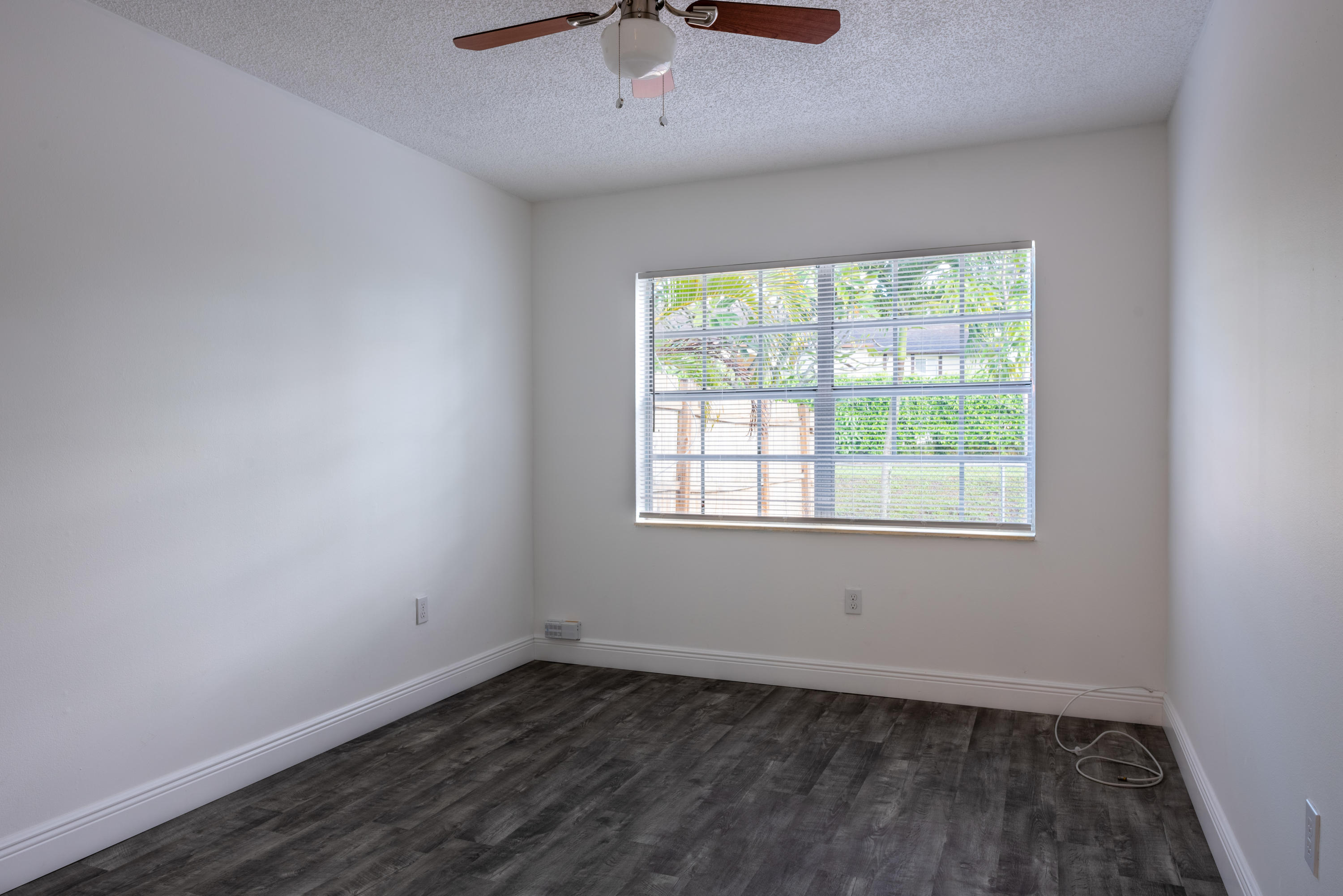 VILLA DEL TRIO - Residential Lease