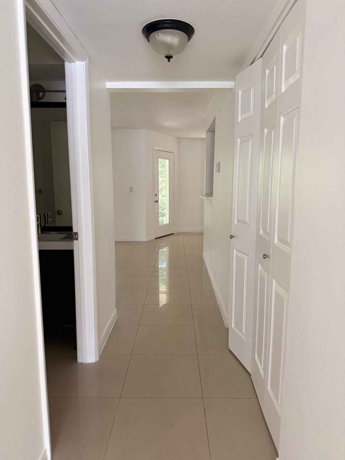 CASABLANCA ISLES CONDO - Residential Lease