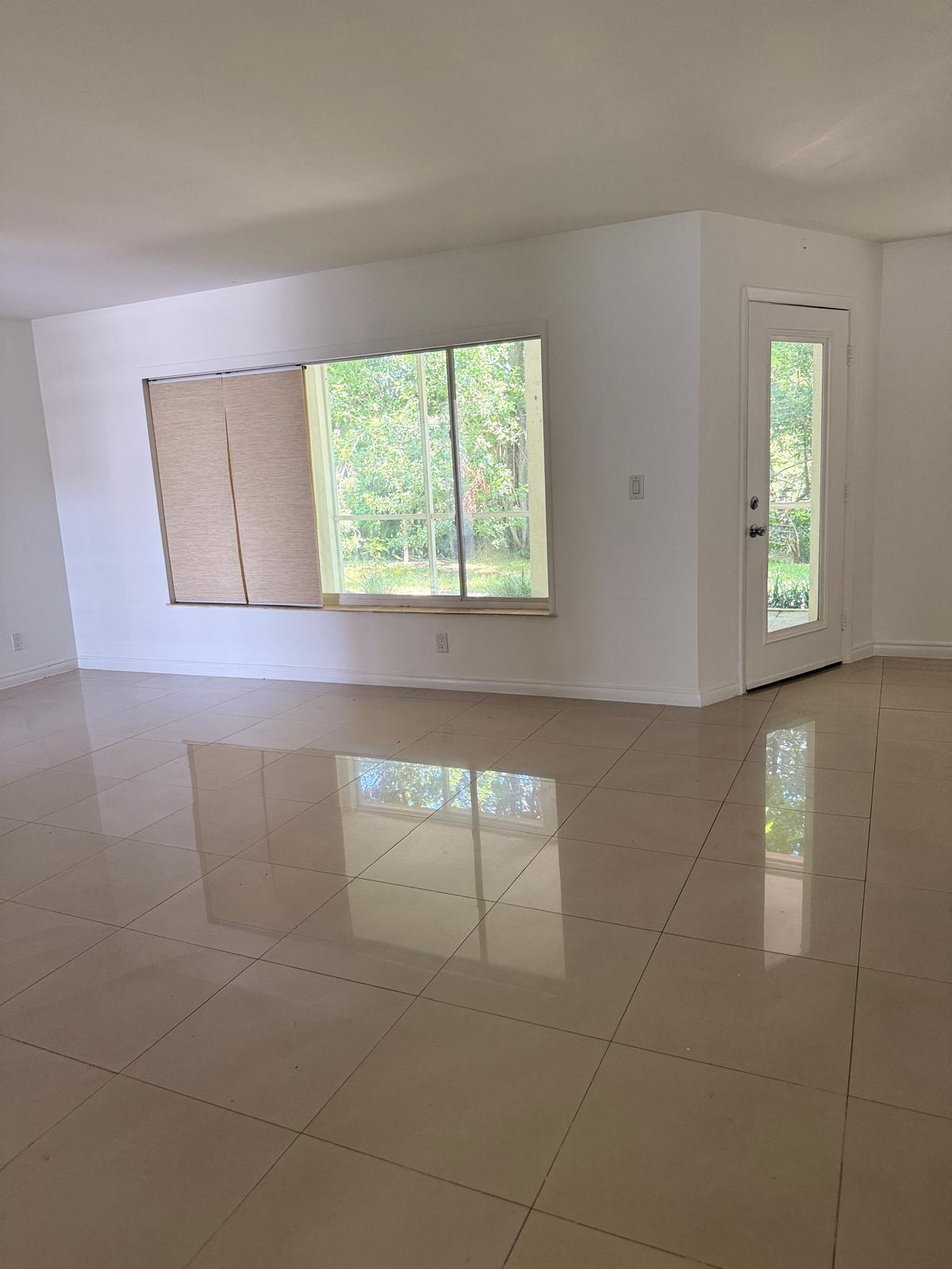 CASABLANCA ISLES CONDO - Residential Lease