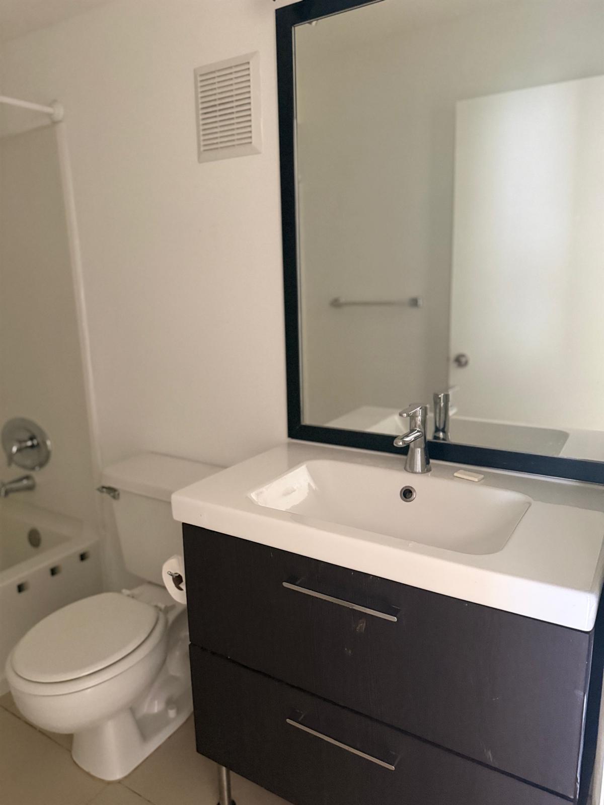 CASABLANCA ISLES CONDO - Residential Lease