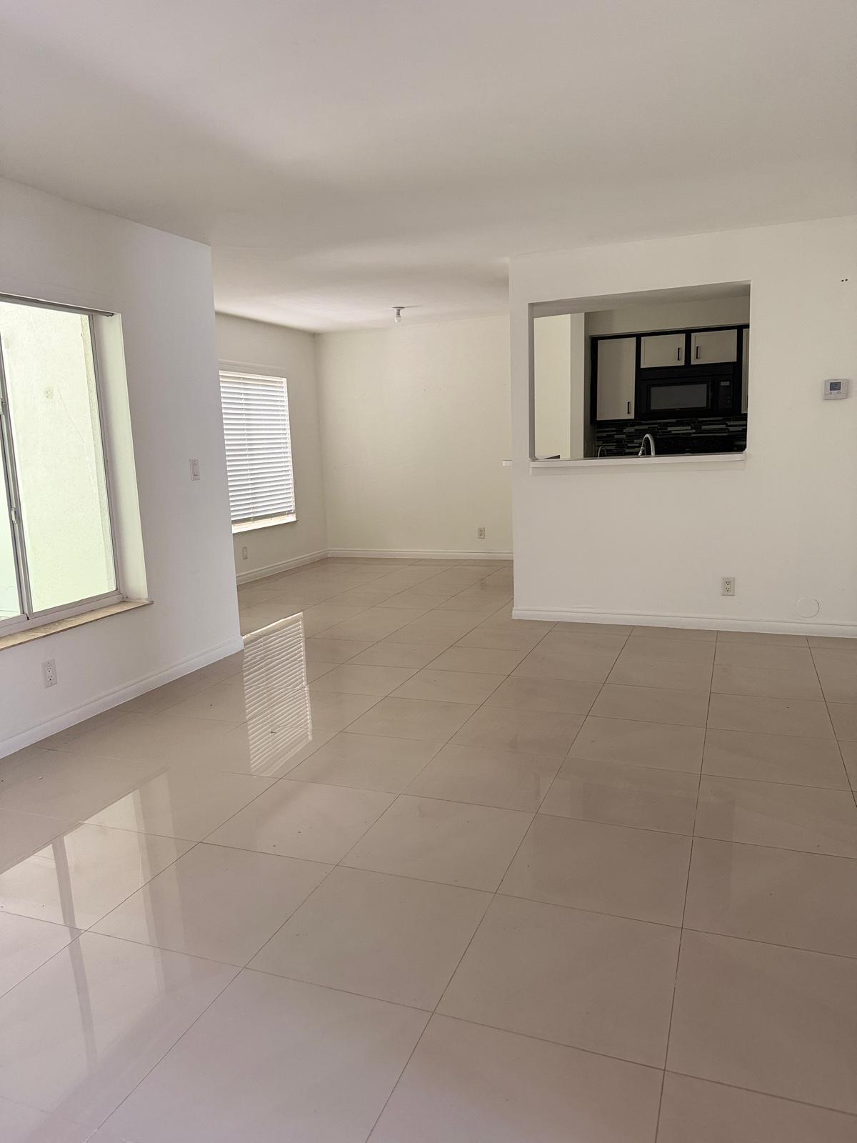 CASABLANCA ISLES CONDO - Residential Lease