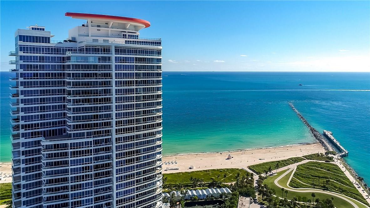 Continuum on South Beach - Residential