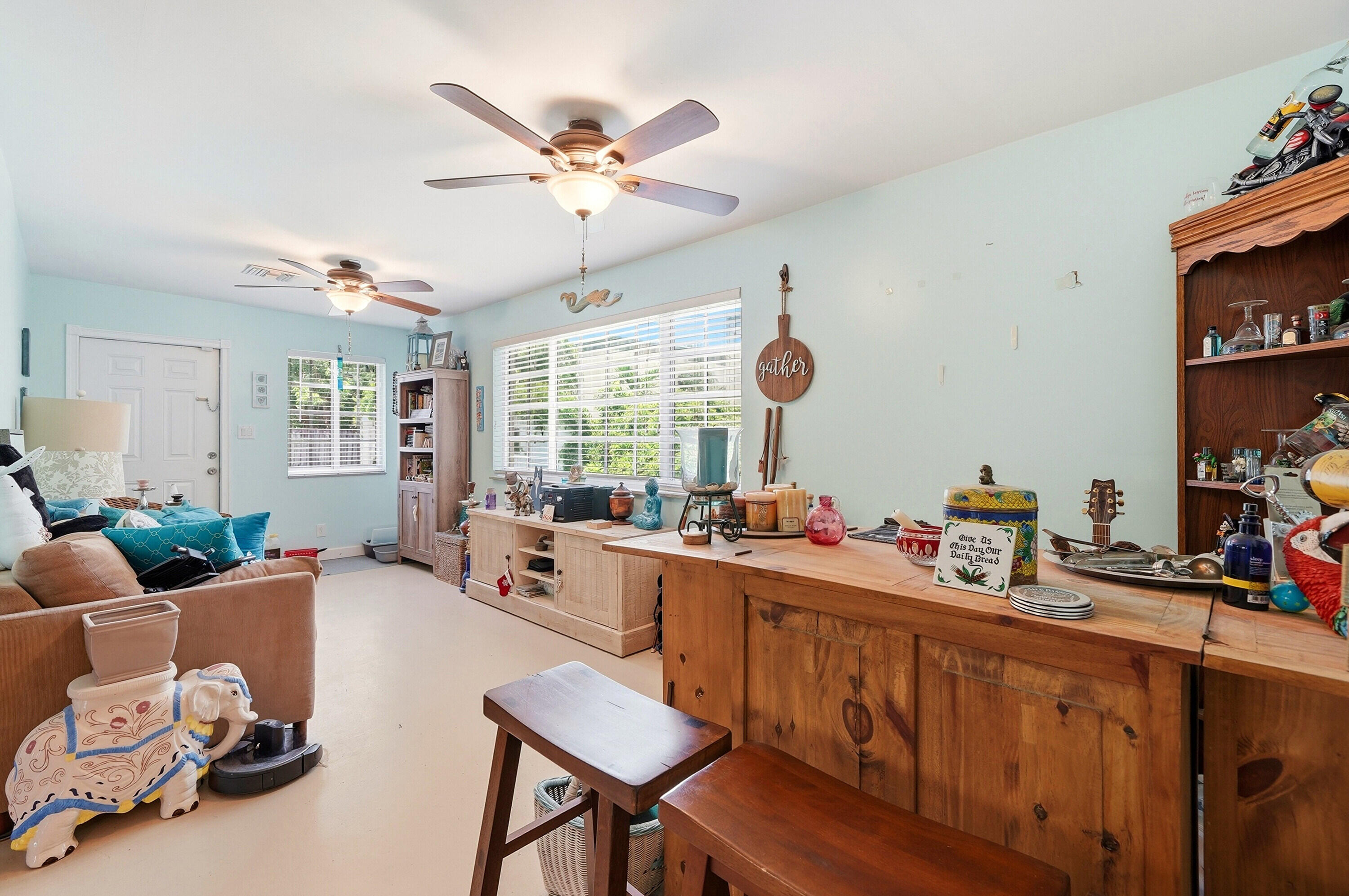 TWIN LAKES RESUB OF BLKS 11 12 - Residential