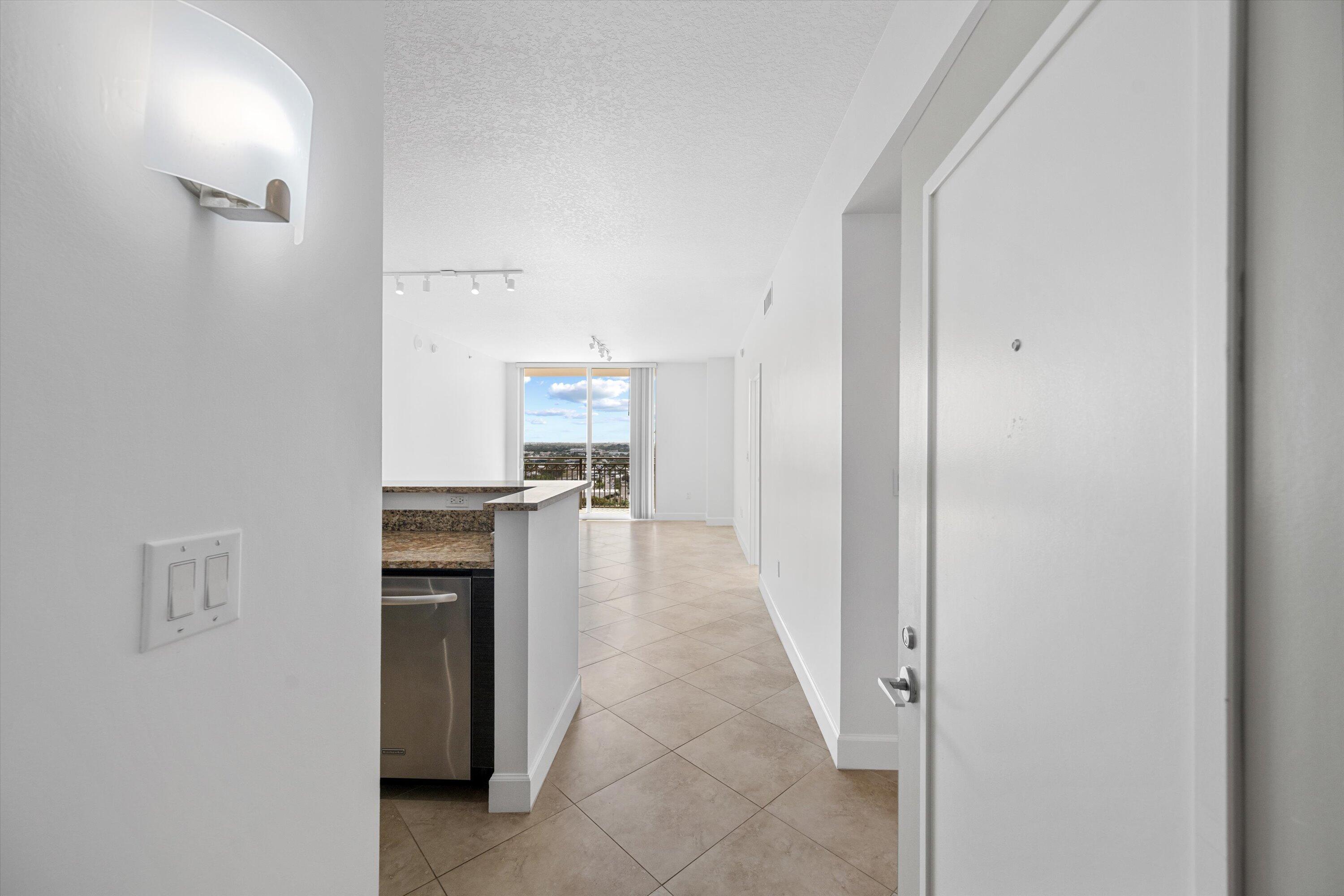 CITYPLACE SOUTH TOWER CONDO - Residential Lease