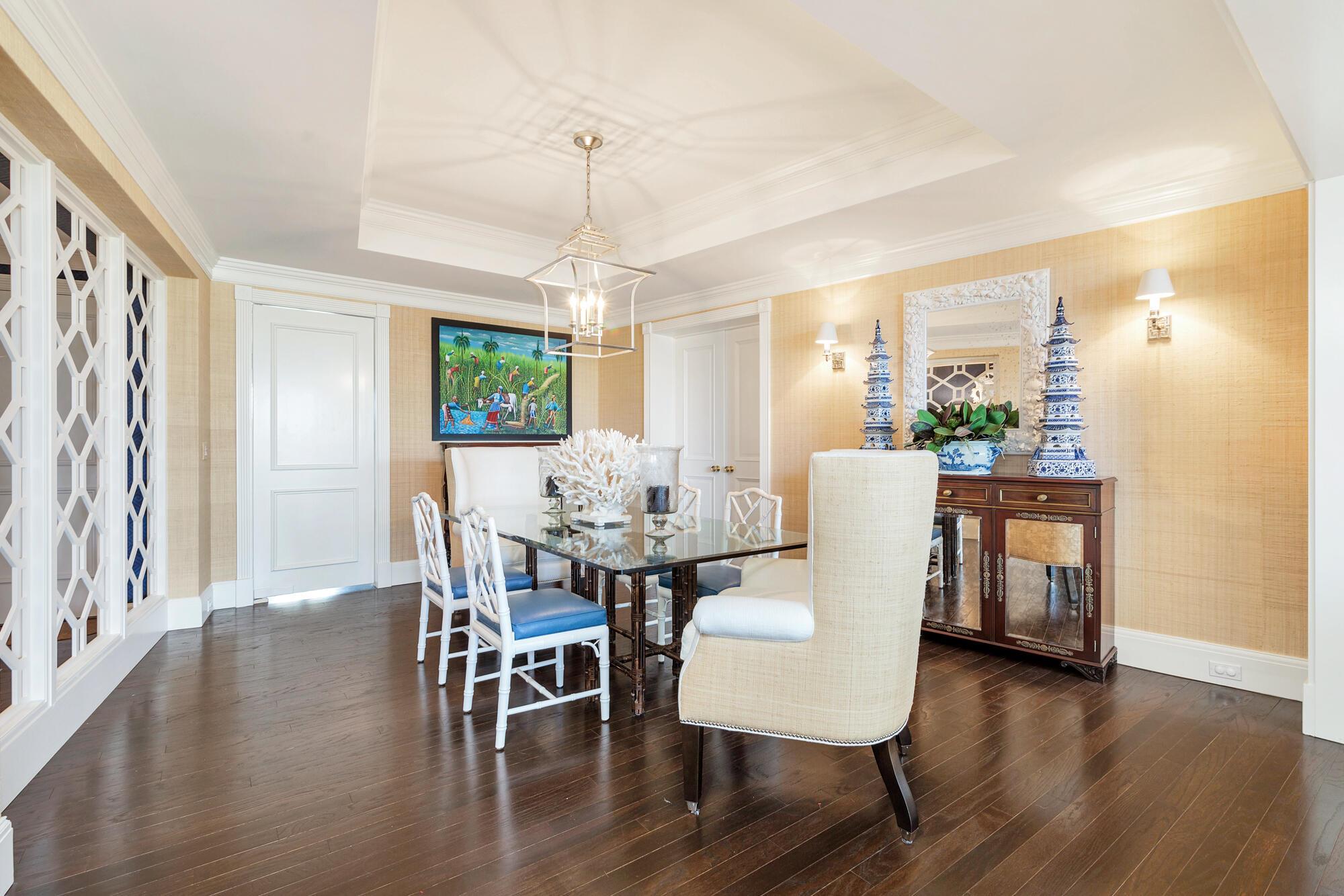 ONE ROYAL PALM WAY COND DECL IN - Residential