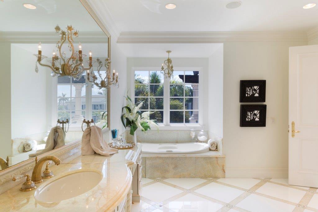 ROYAL PALM YACHT AND COUNTRY CLUB - Residential