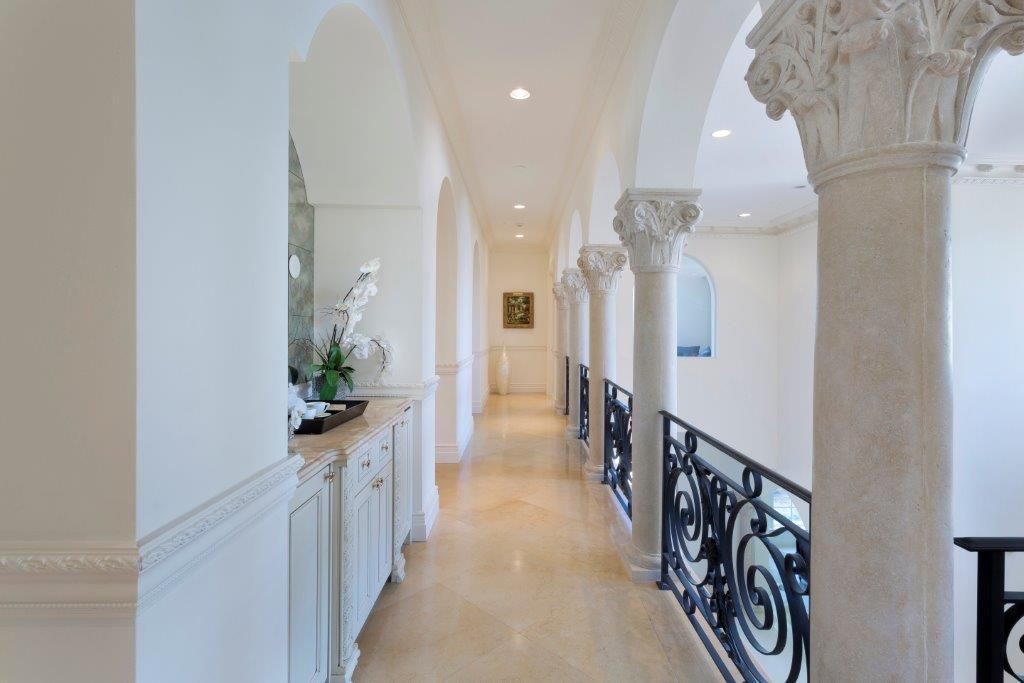 ROYAL PALM YACHT AND COUNTRY CLUB - Residential