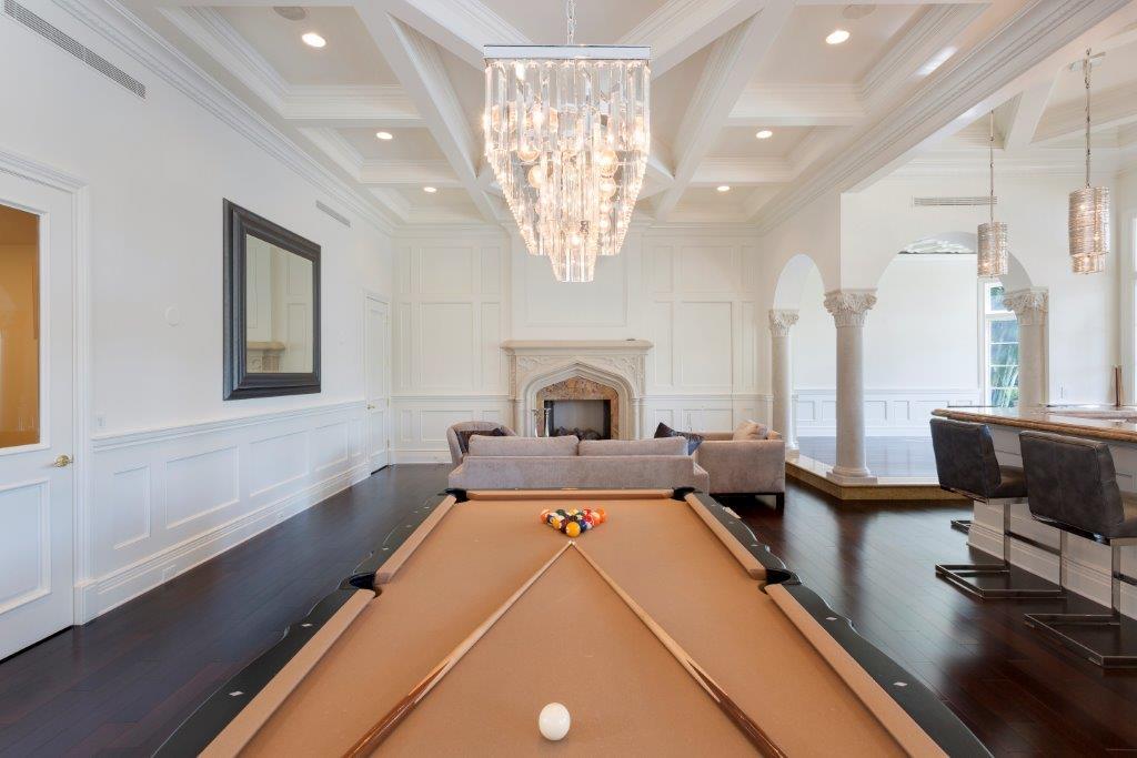 ROYAL PALM YACHT AND COUNTRY CLUB - Residential
