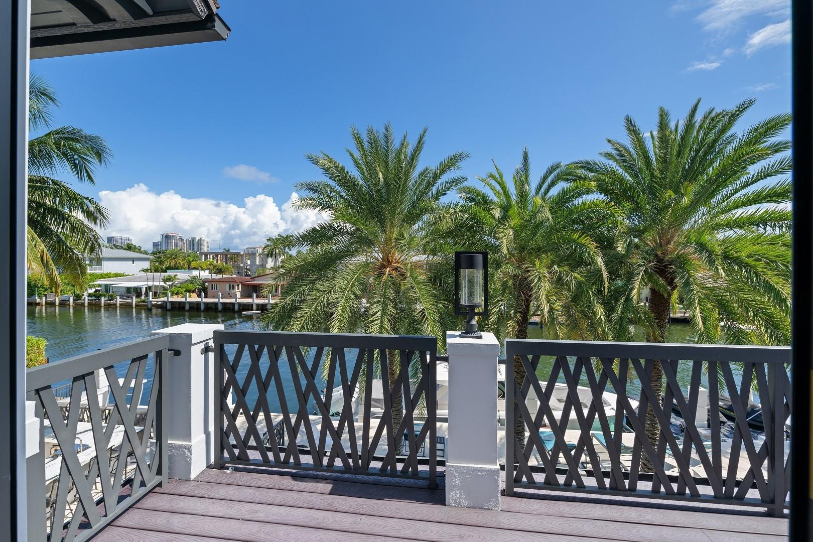 Las Olas Isles - Residential