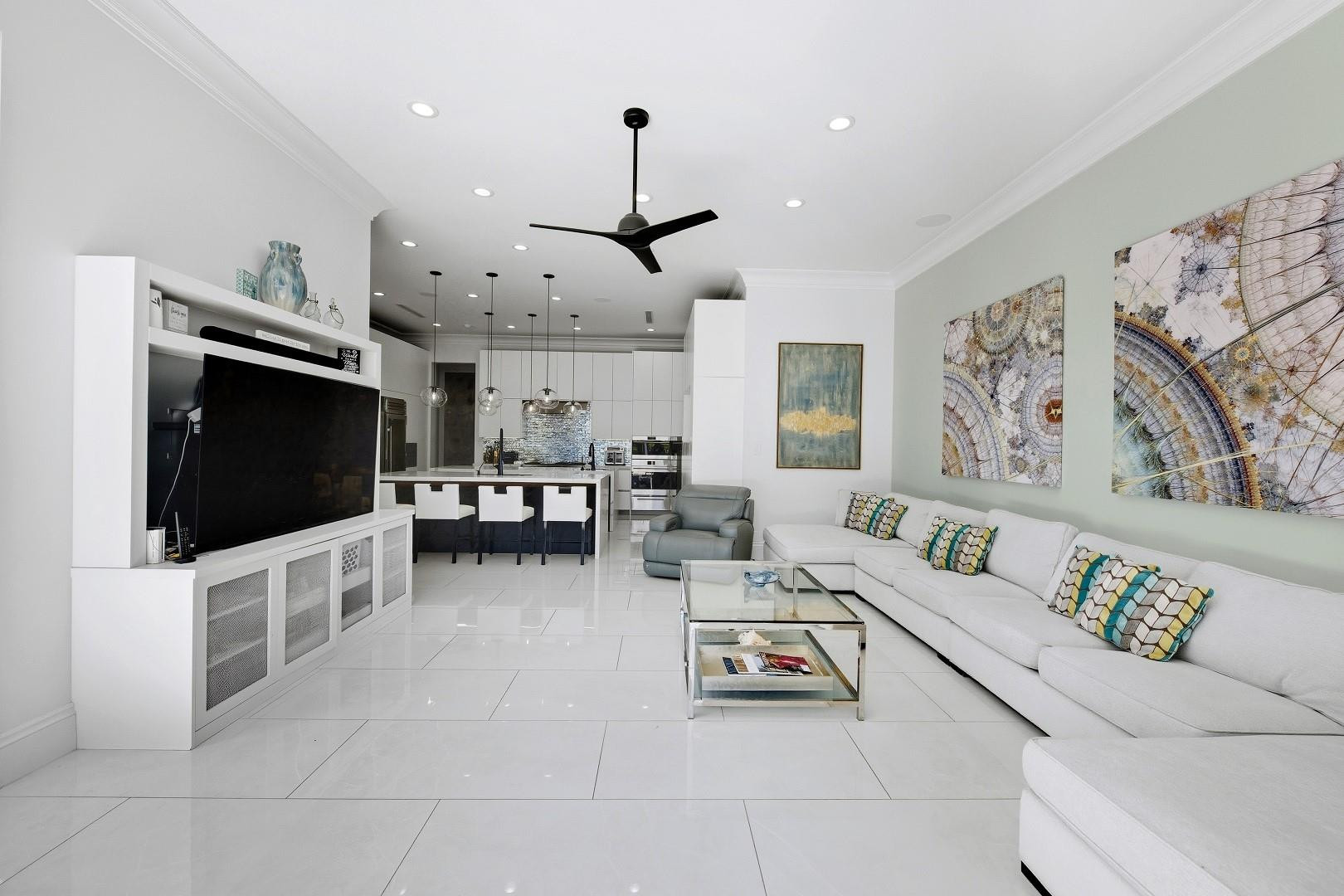 Las Olas Isles - Residential
