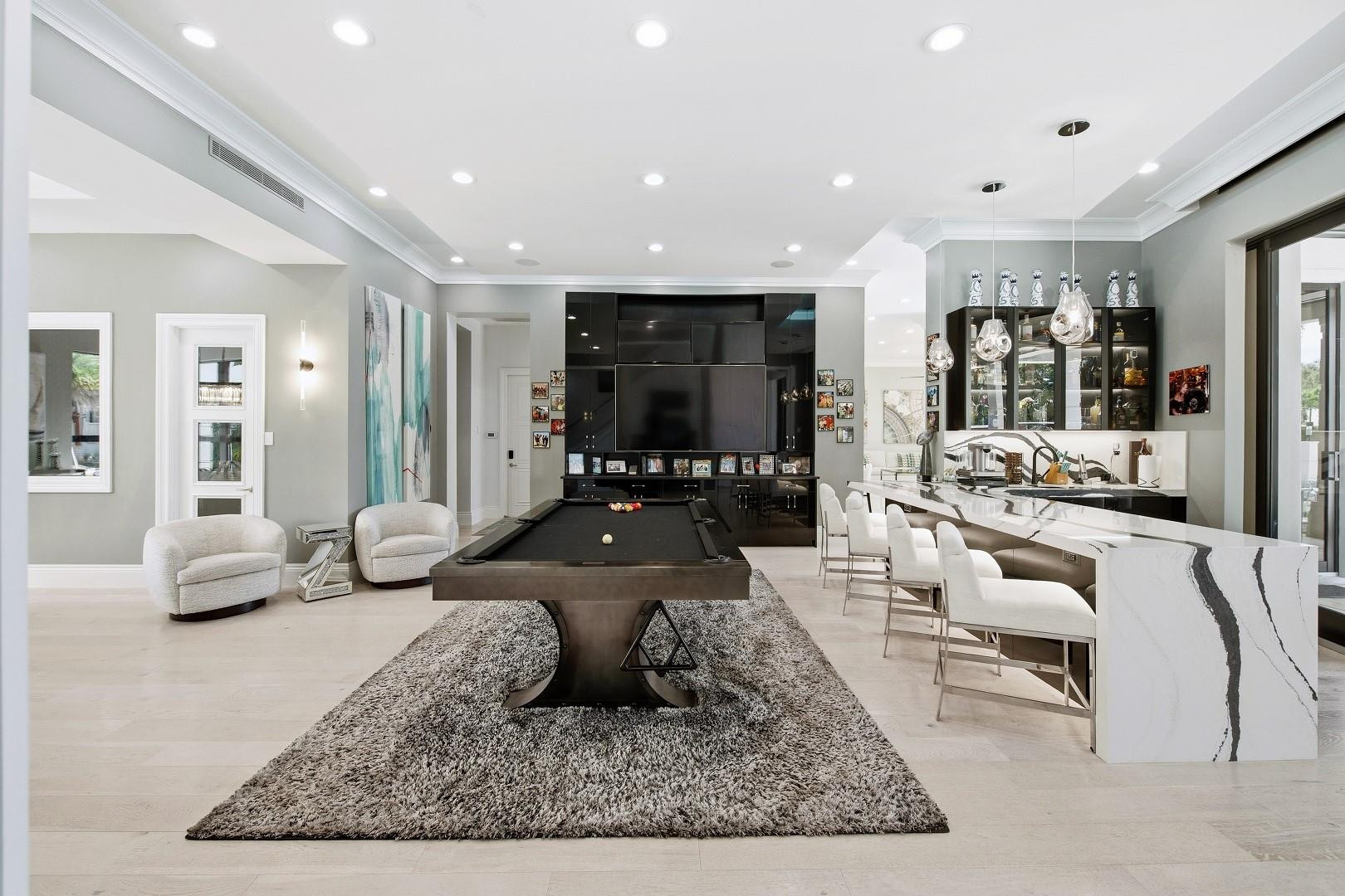 Las Olas Isles - Residential