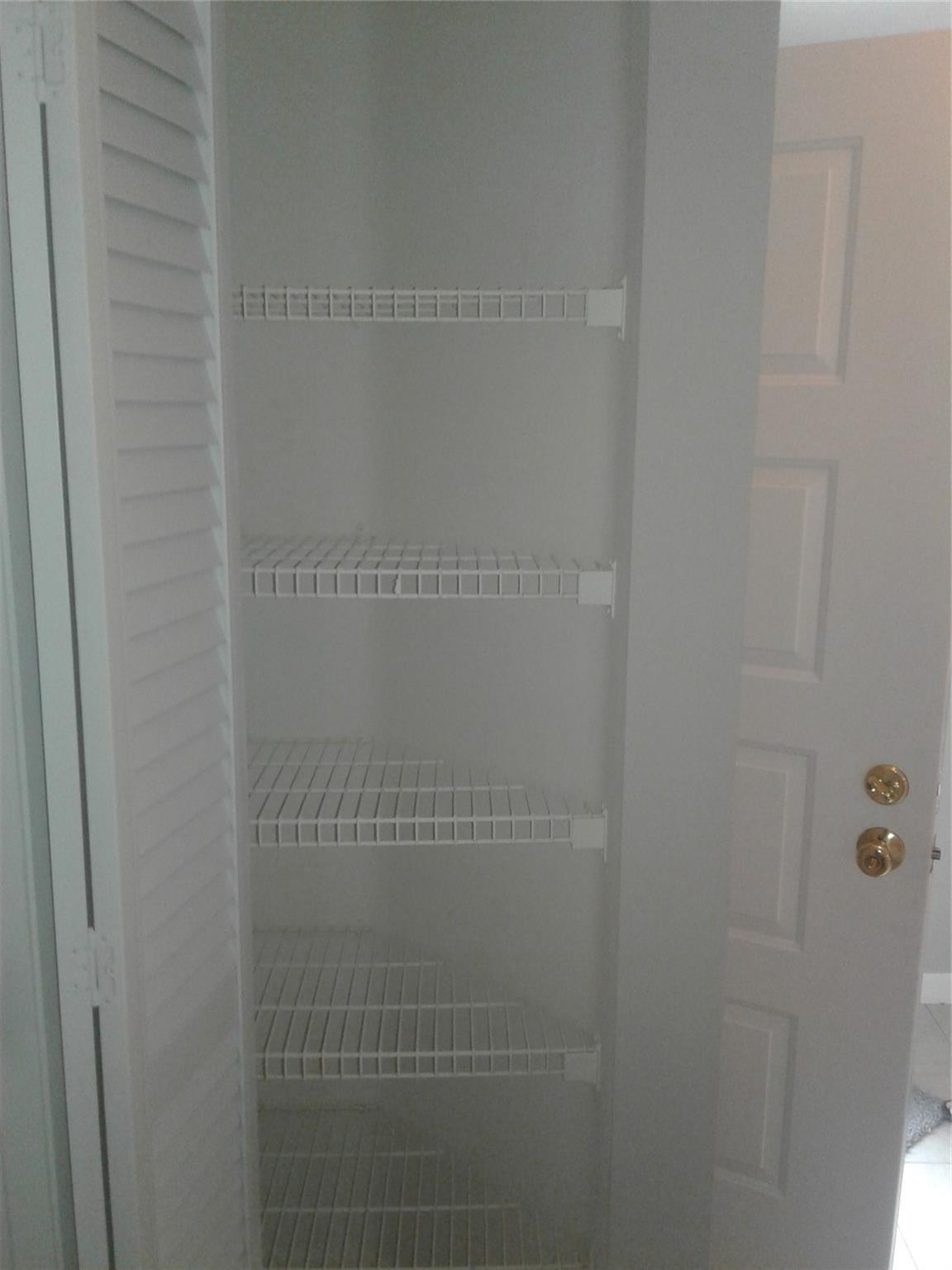 PIERPOINTE FIVE CONDO II - Residential Lease