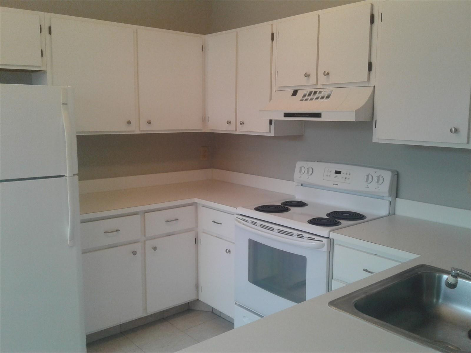 PIERPOINTE FIVE CONDO II - Residential Lease