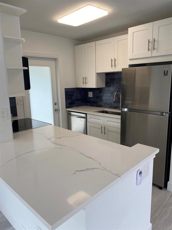 CORAL RIDGE ISLES - Residential Income