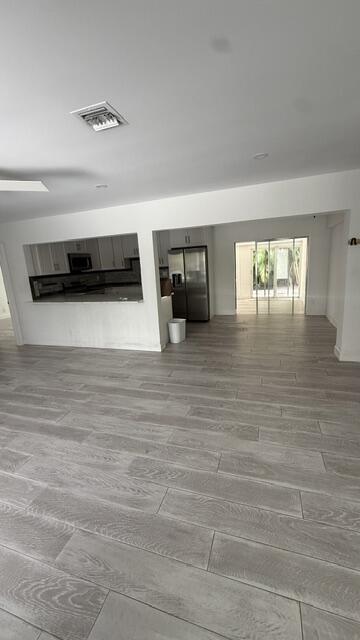 CORAL RIDGE ISLES - Residential Income