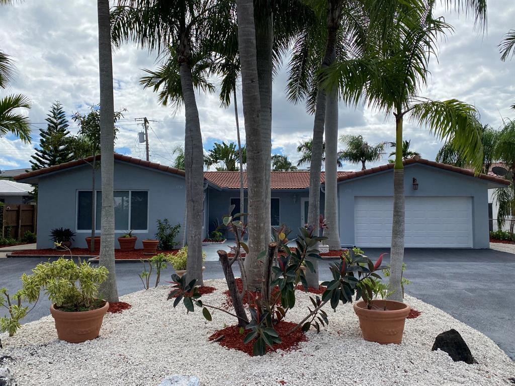 CORAL RIDGE ISLES - Residential Income