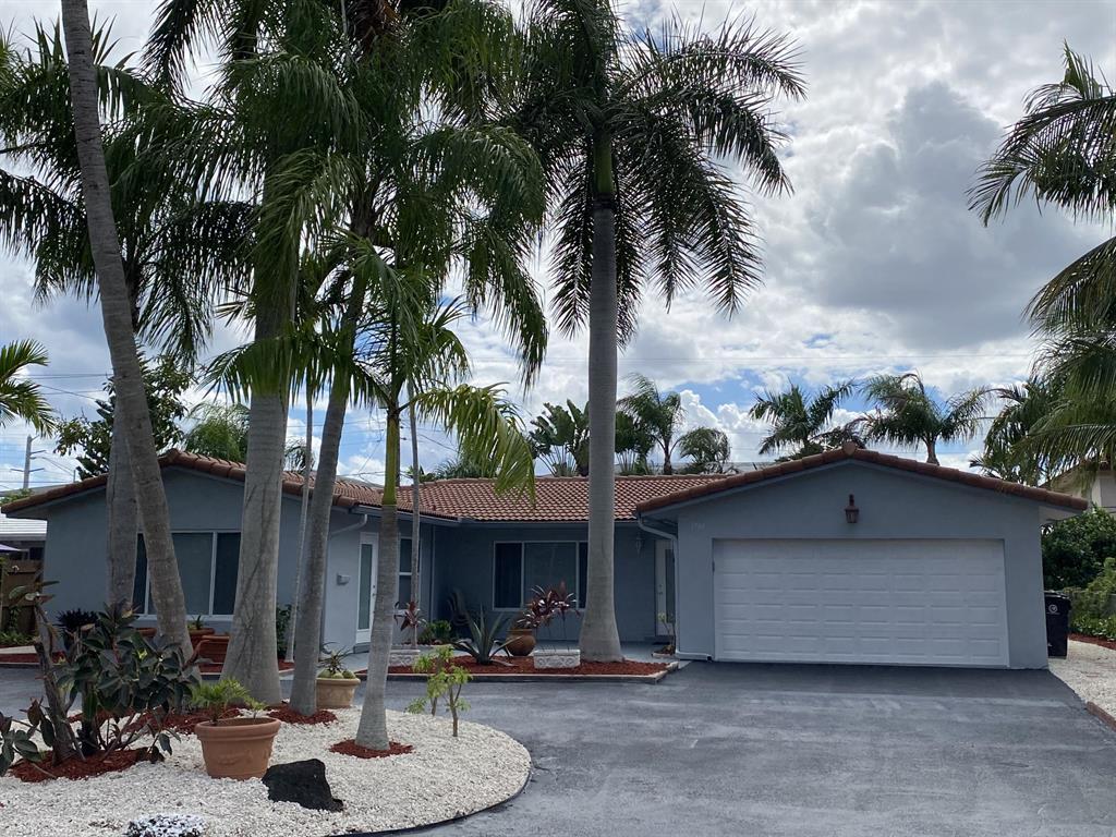 CORAL RIDGE ISLES - Residential Income