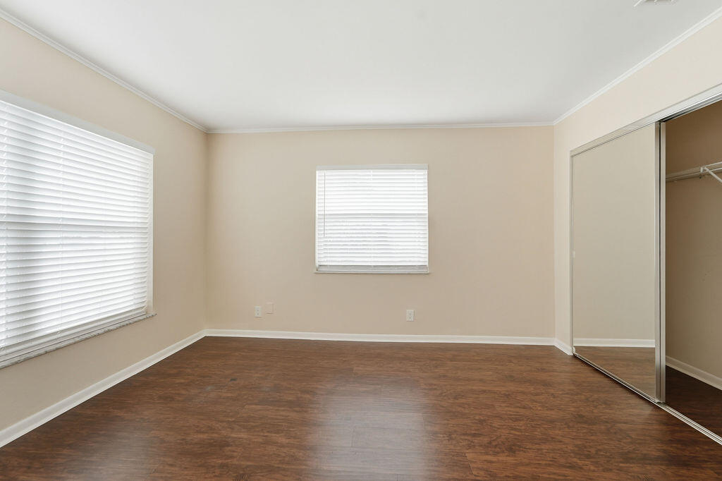 HOMEWOOD LAKES SEC A - Residential Lease