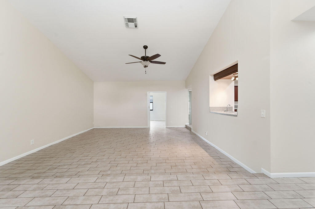 HOMEWOOD LAKES SEC A - Residential Lease