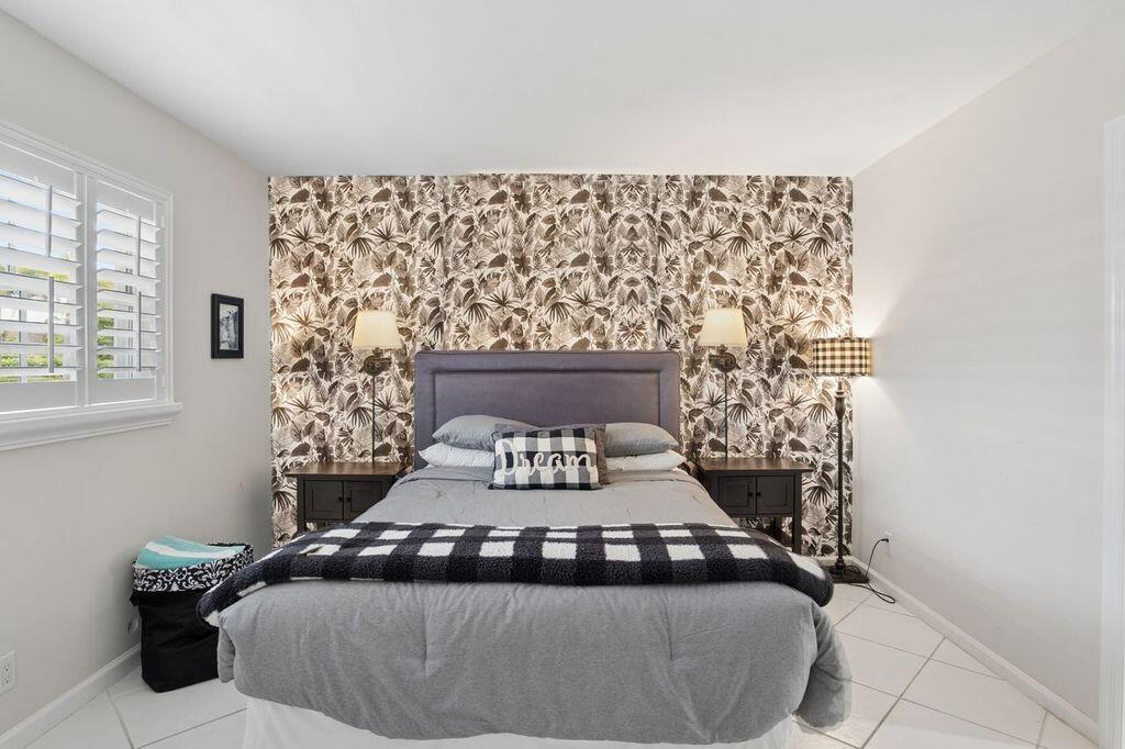 ATLANTIS REGENCY GARDEN APTS CONDO - Residential