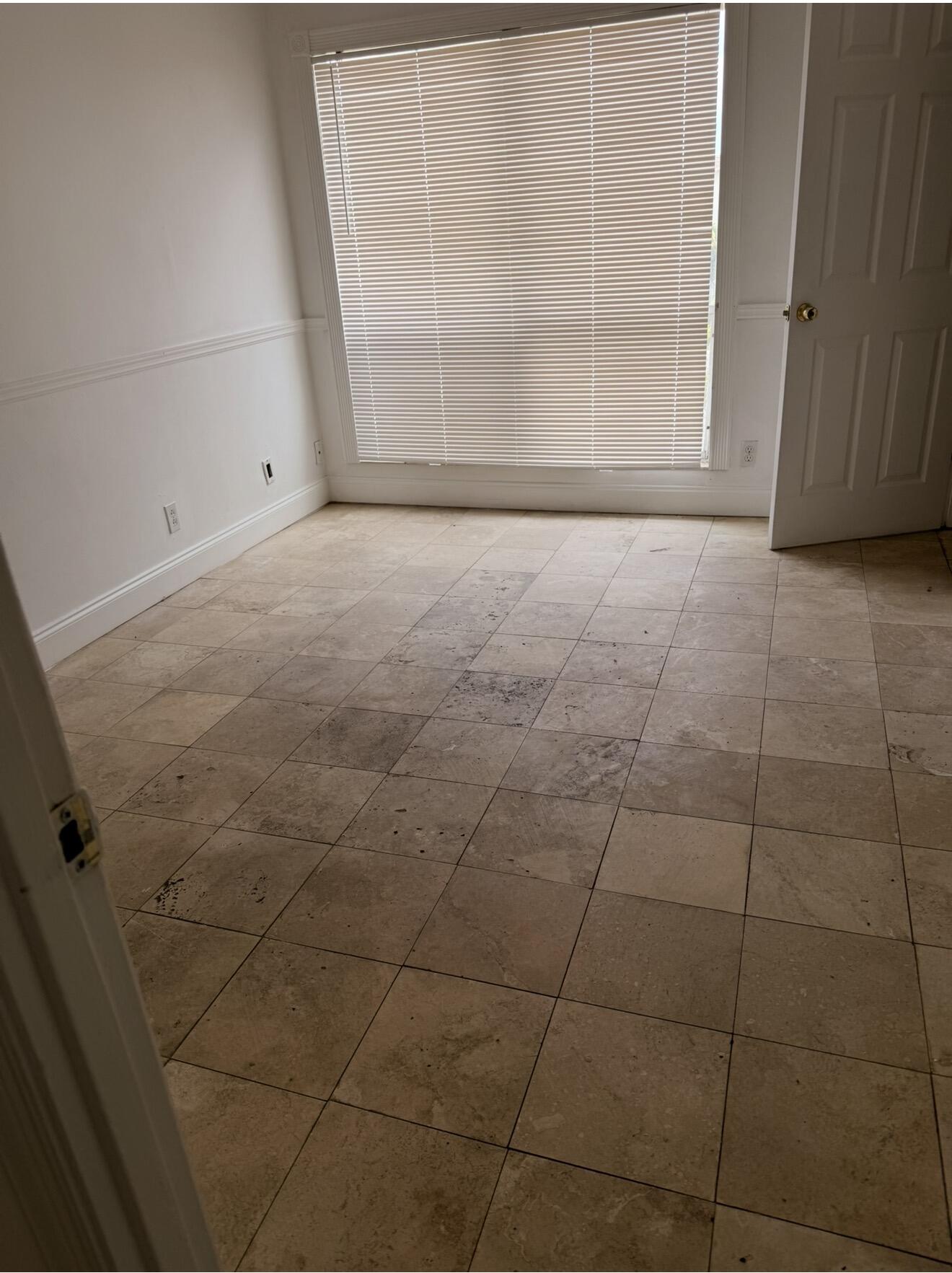 CROSS CREEK CONDO - Residential Lease