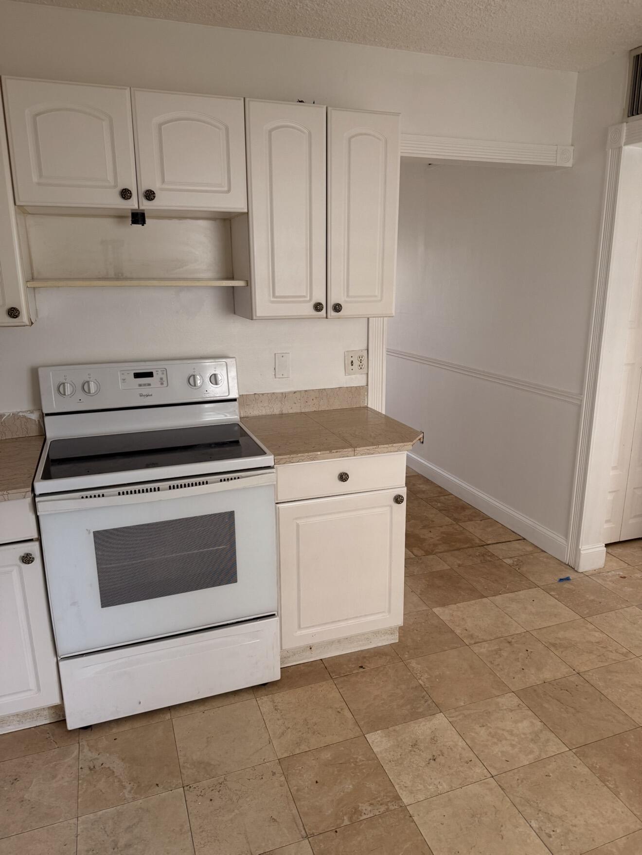 CROSS CREEK CONDO - Residential Lease