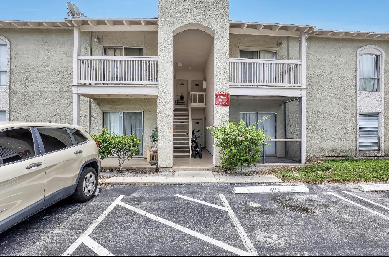 CROSS CREEK CONDO - Residential Lease