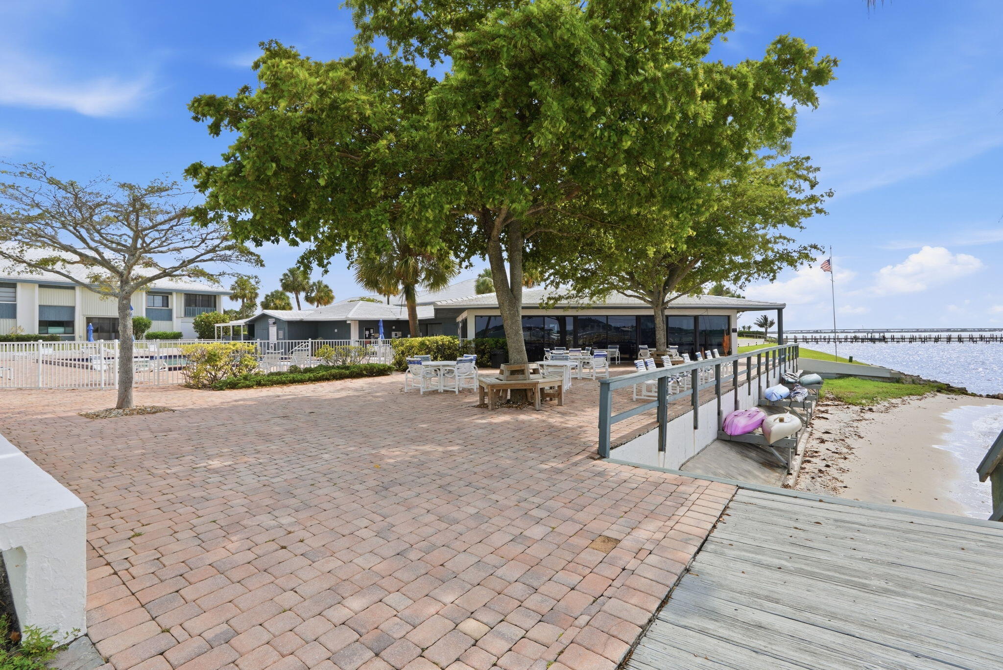 PIERPOINT YACHT CLUB CONDO - Residential