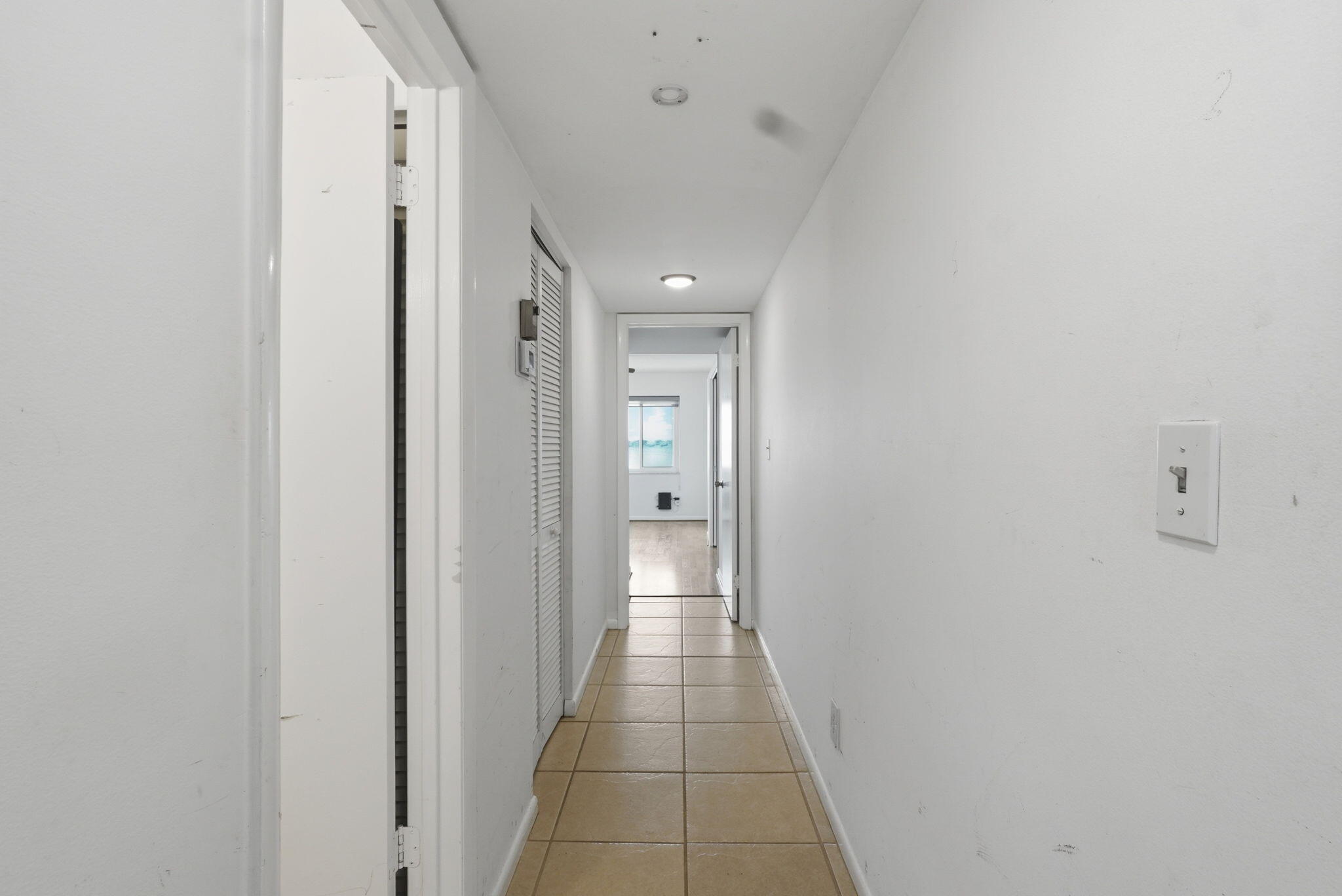 PIERPOINT YACHT CLUB CONDO - Residential
