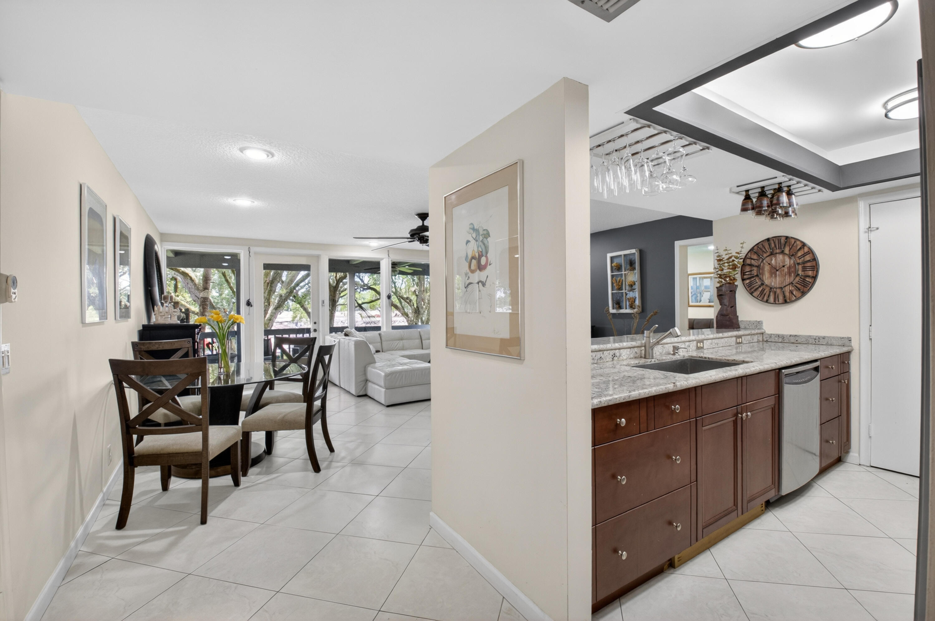 Courtside - Residential
