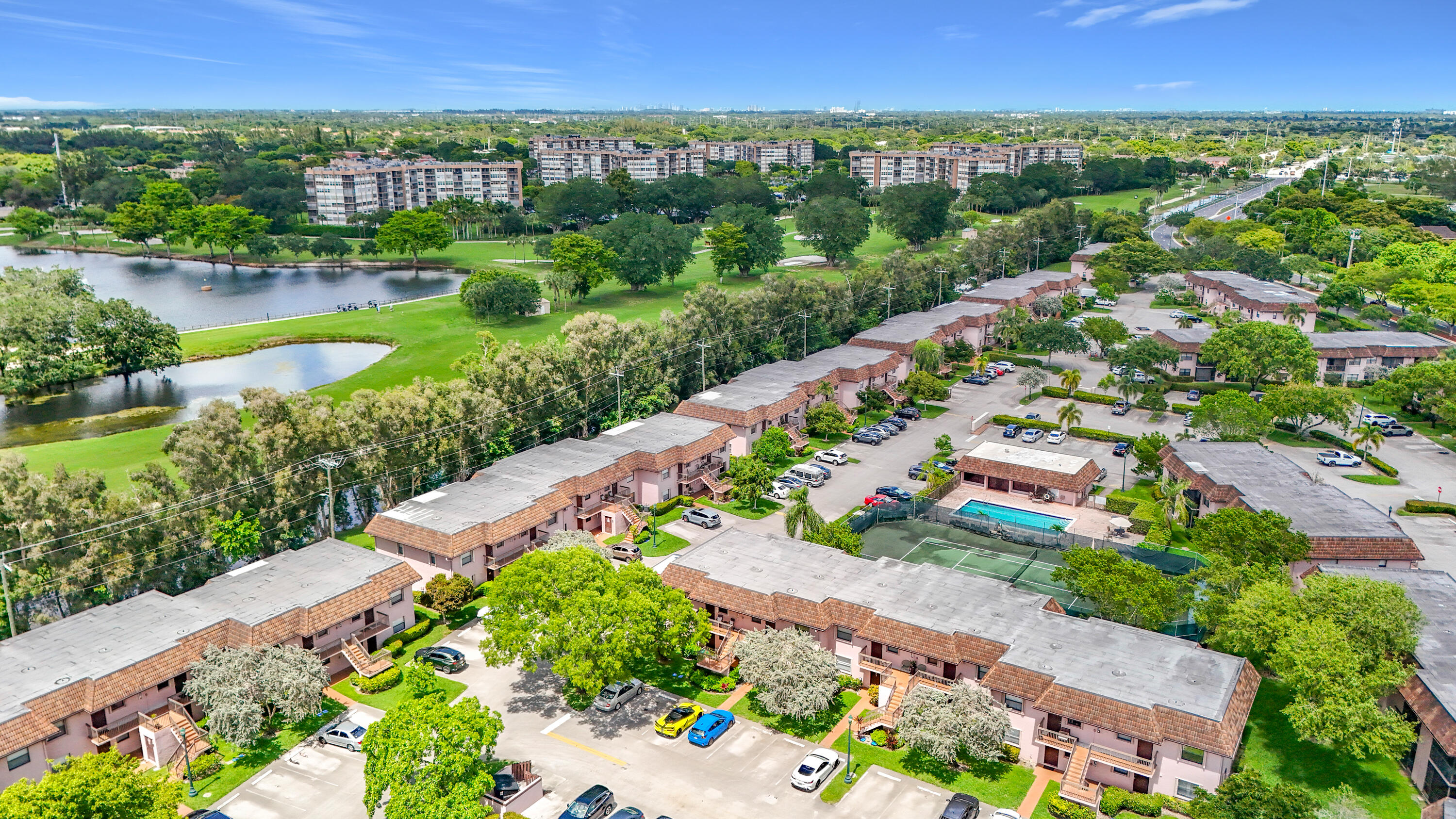 FAIRVIEW AT PEMBROKE POINTE - Residential