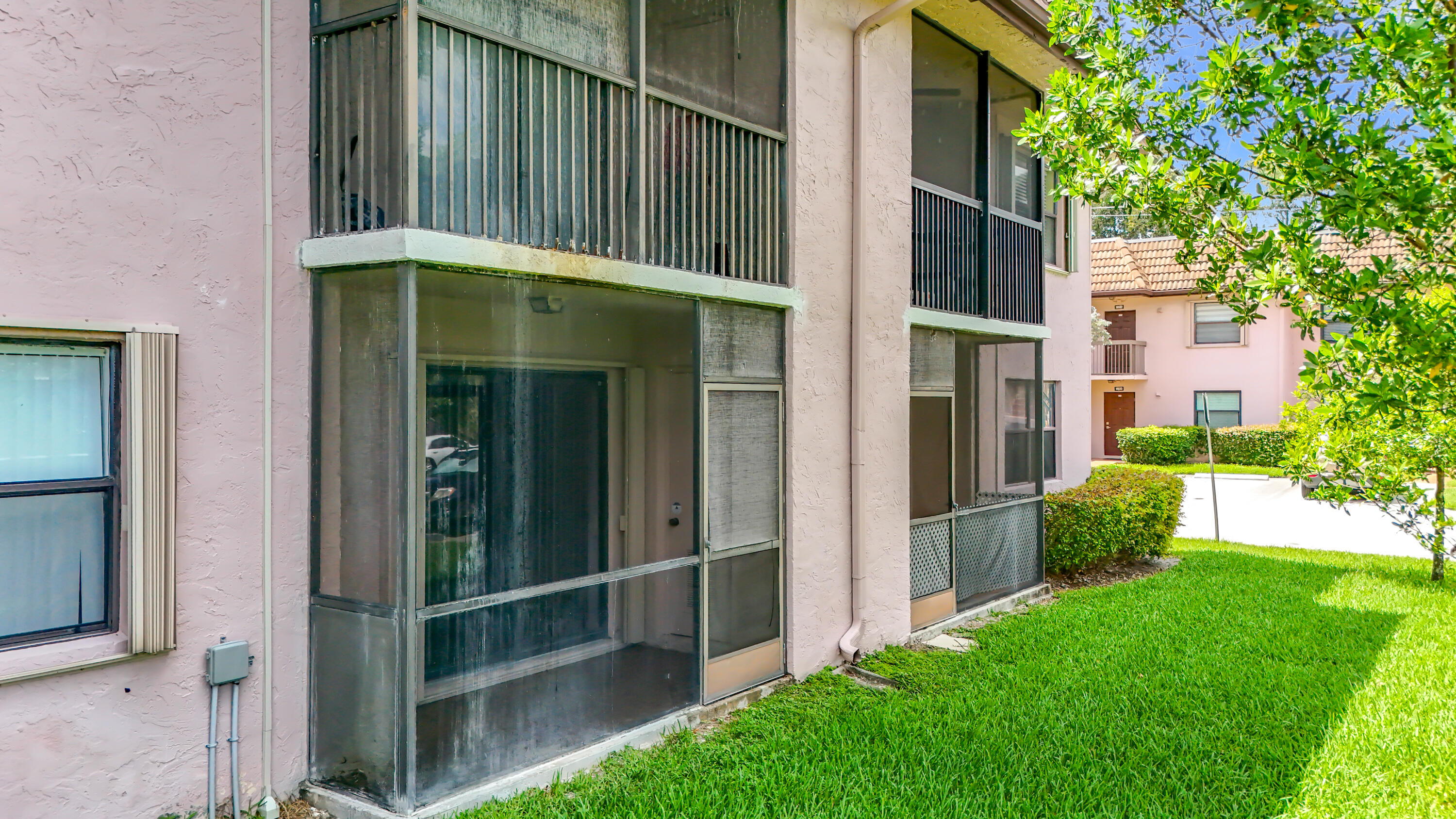 FAIRVIEW AT PEMBROKE POINTE - Residential