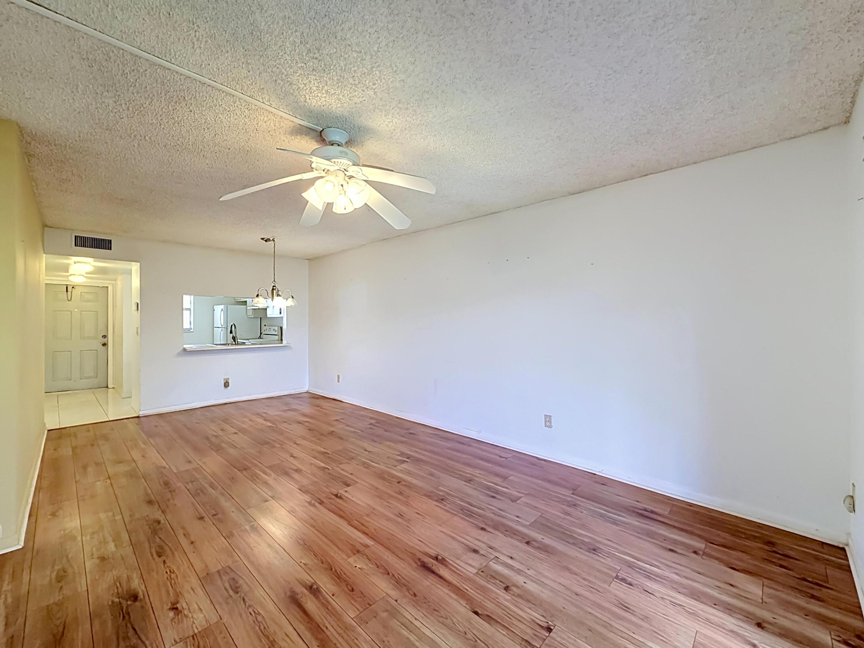 FAIRVIEW AT PEMBROKE POINTE - Residential