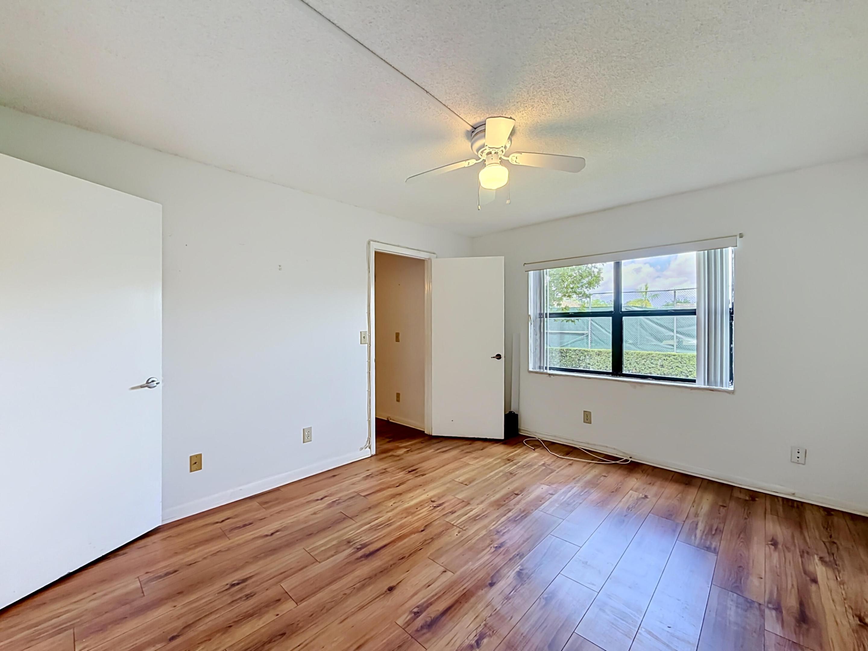 FAIRVIEW AT PEMBROKE POINTE - Residential