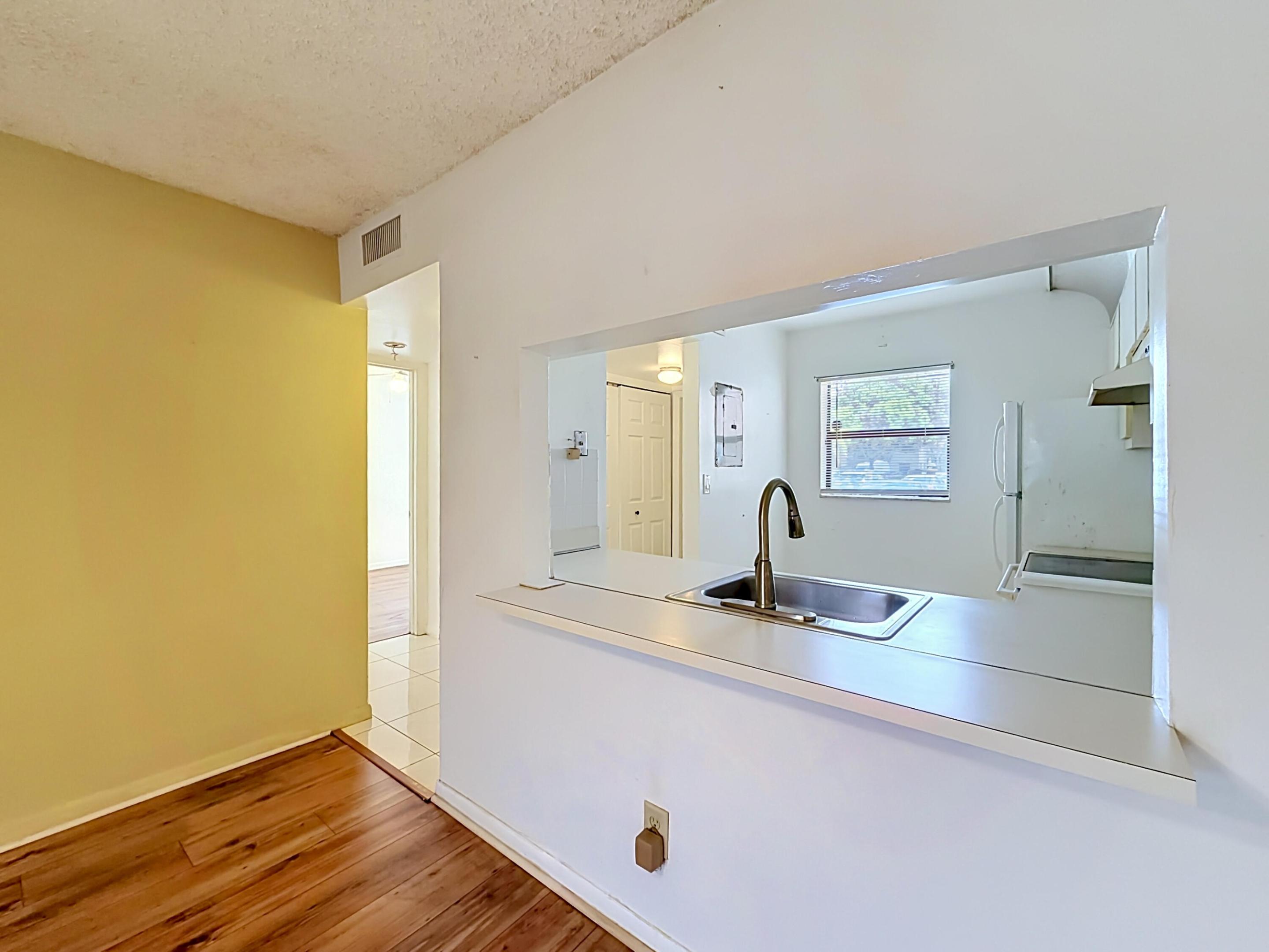 FAIRVIEW AT PEMBROKE POINTE - Residential