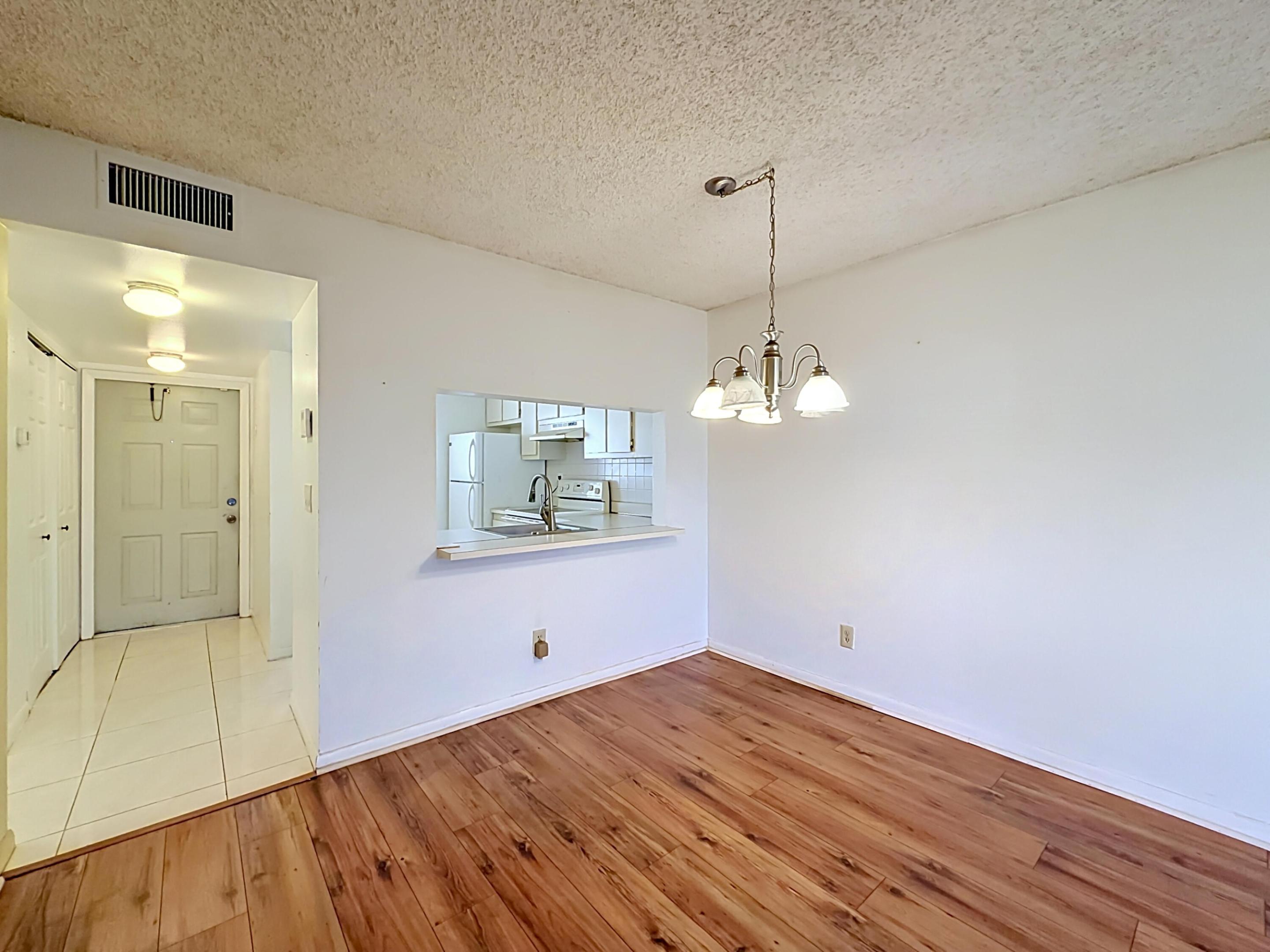 FAIRVIEW AT PEMBROKE POINTE - Residential