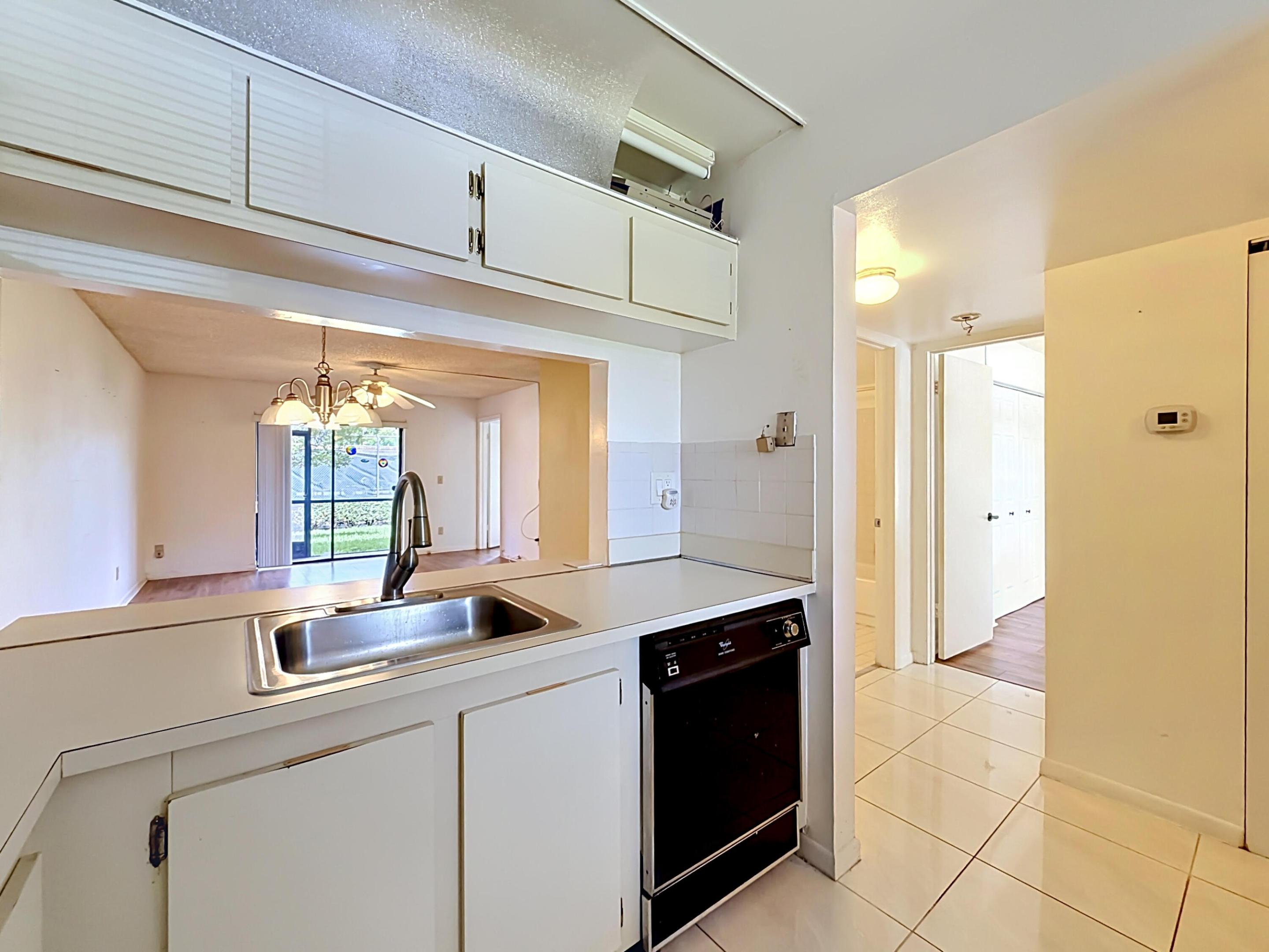 FAIRVIEW AT PEMBROKE POINTE - Residential