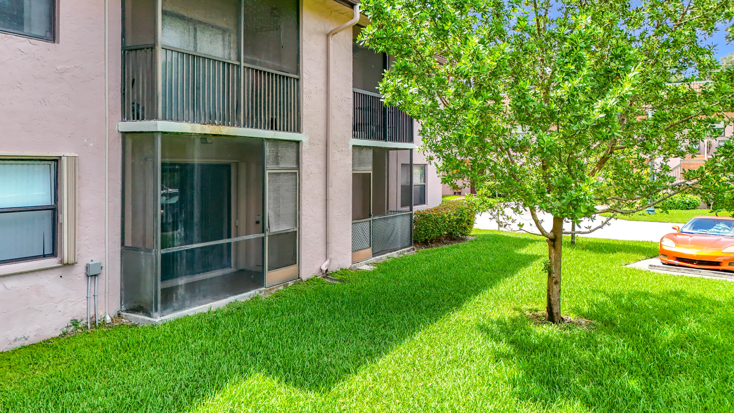 FAIRVIEW AT PEMBROKE POINTE - Residential